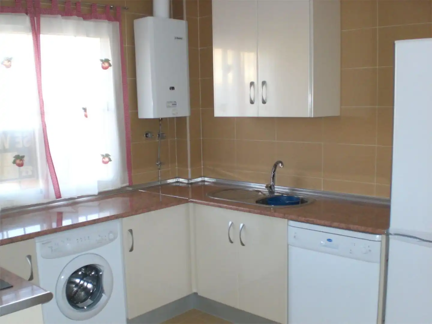 Flat for sale in Calle Dalí, 14, Burguillos Flat for sale in Calle Dalí, 14, Burguillos