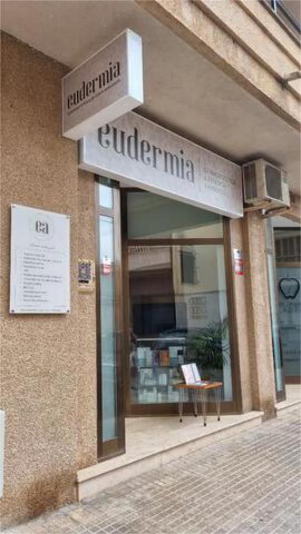 Büro miete in Alcúdia mit Klimaanlage