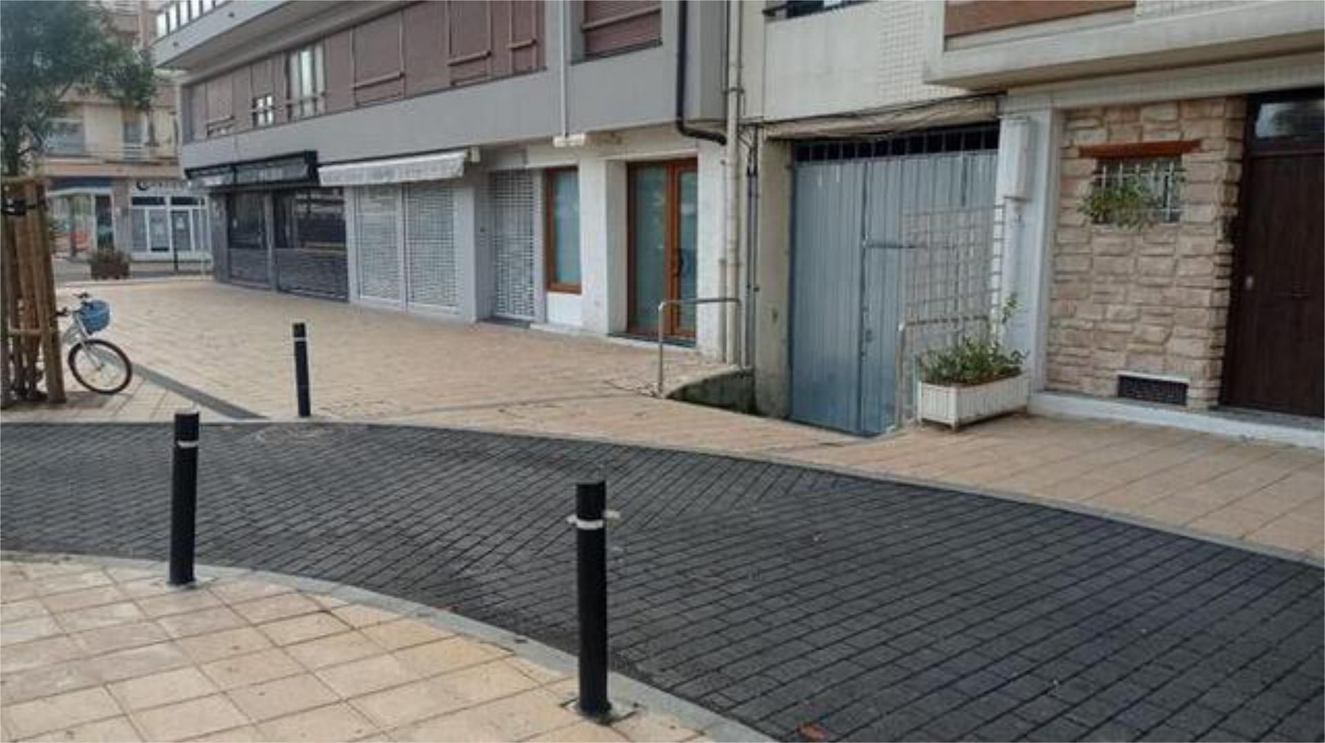 Exterior view of Box room to rent in Zarautz