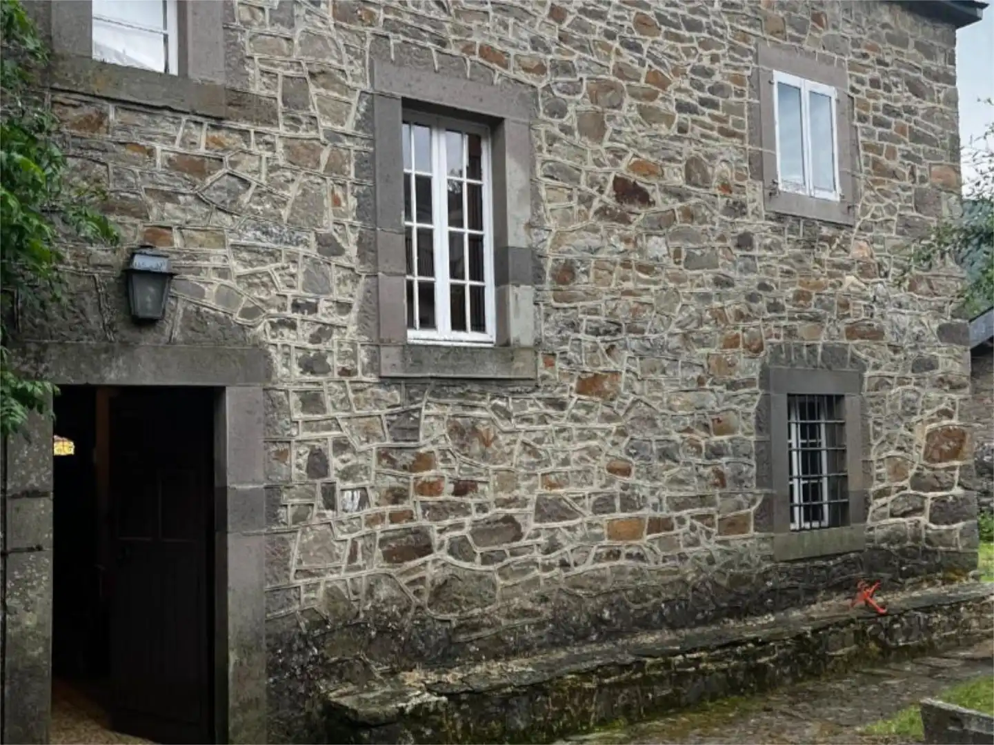Wohnung zum Verkauf in Calle Real, 1, Villablino Außenansicht von Wohnung zum Verkauf in Villablino mit Terrasse und Balkon