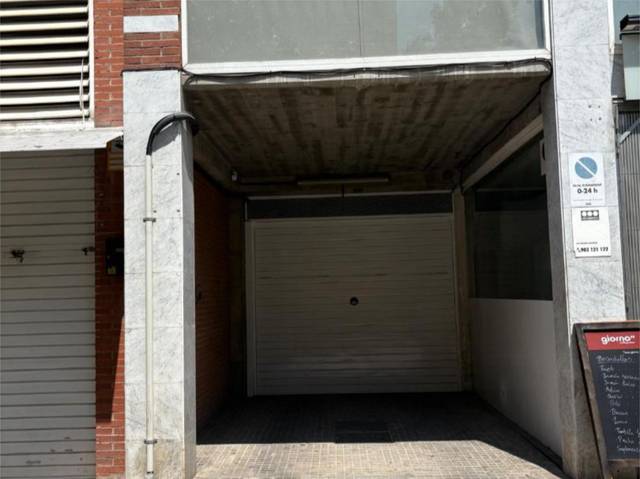 Garaje en Alquiler en Carrer d'Isabel de Villena, 64 en Sota el Cami Ral