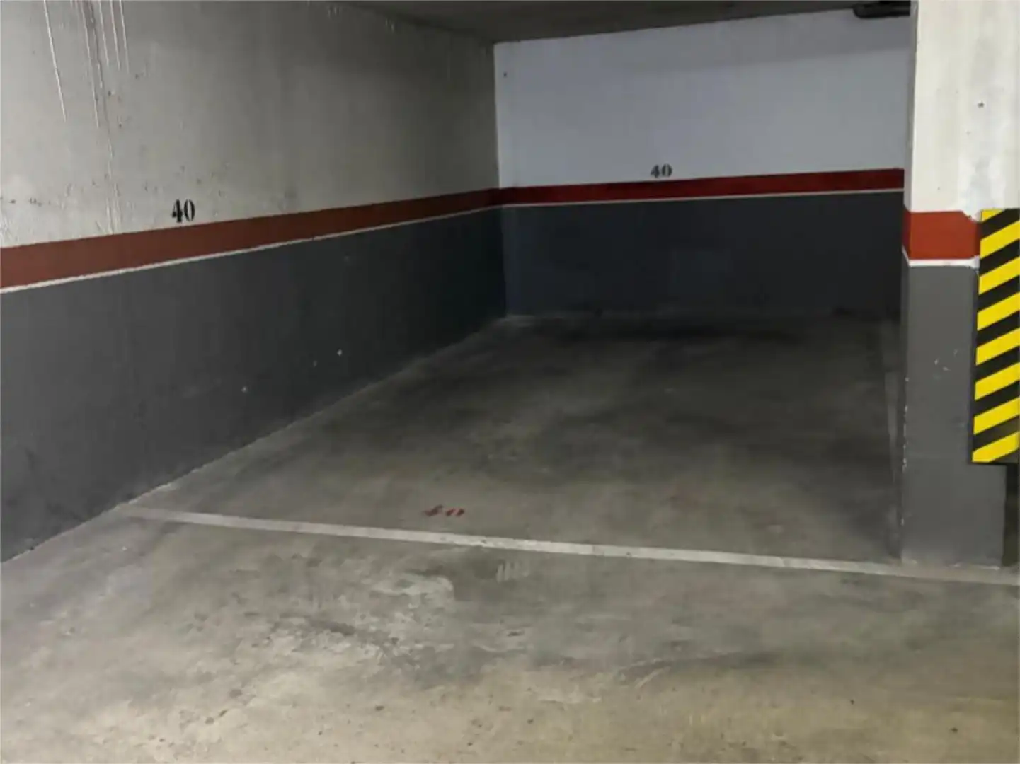 Garage for rent in Carrer d'Isabel de Villena, 64, Sota el Cami Ral Parking of Garage for rent in Granollers