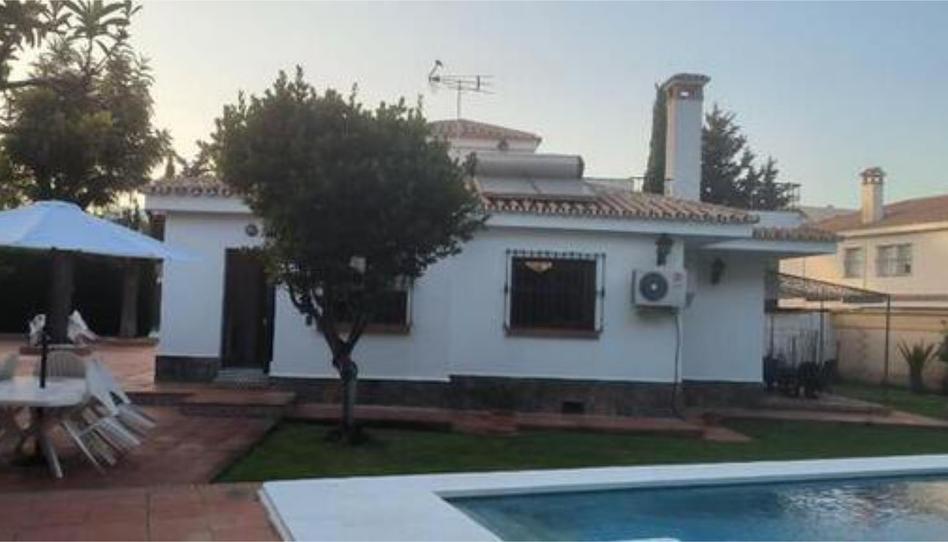 Foto 1 de Casa adosada en venda a Cortijo de Maza - Finca Monsalvez - El Olivar, Málaga