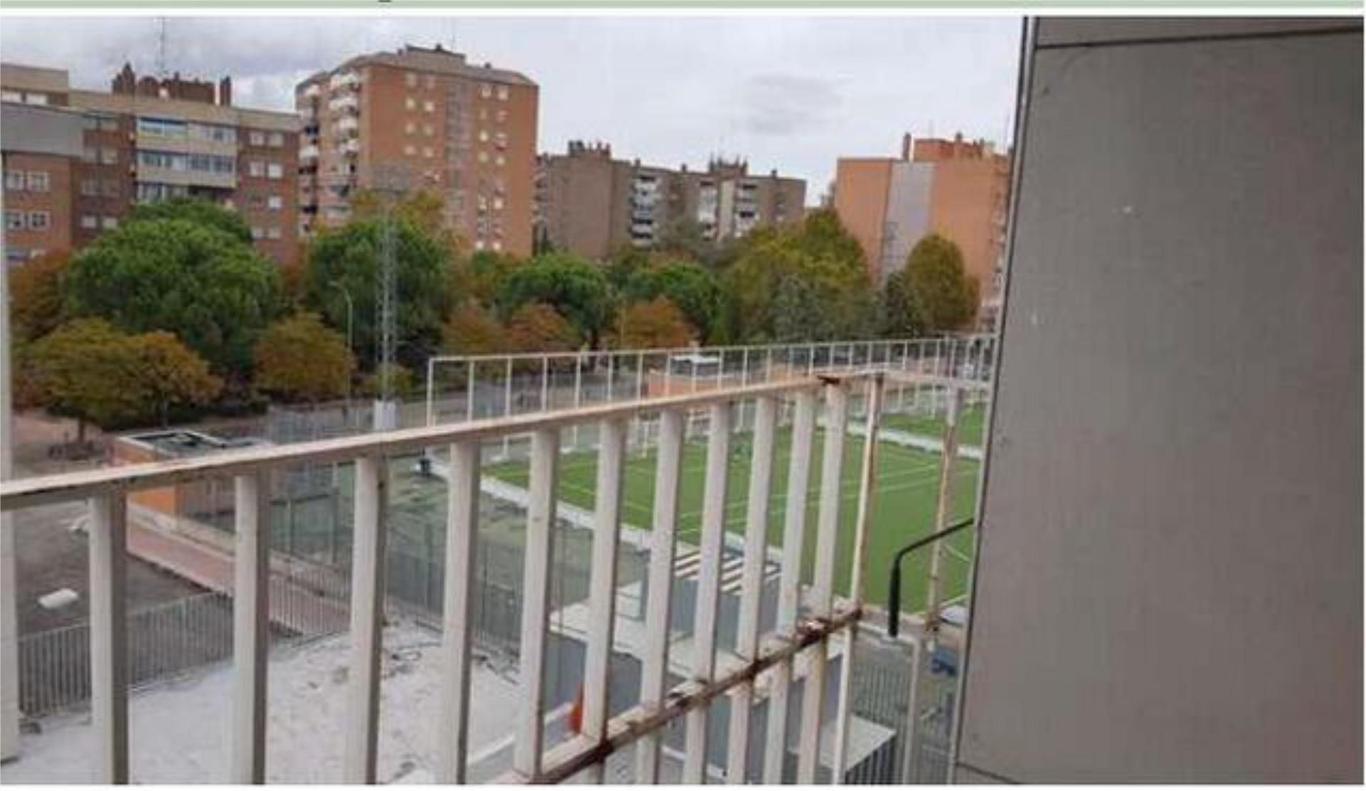Exterior view of Flat for sale in Torrejón de Ardoz  with Terrace