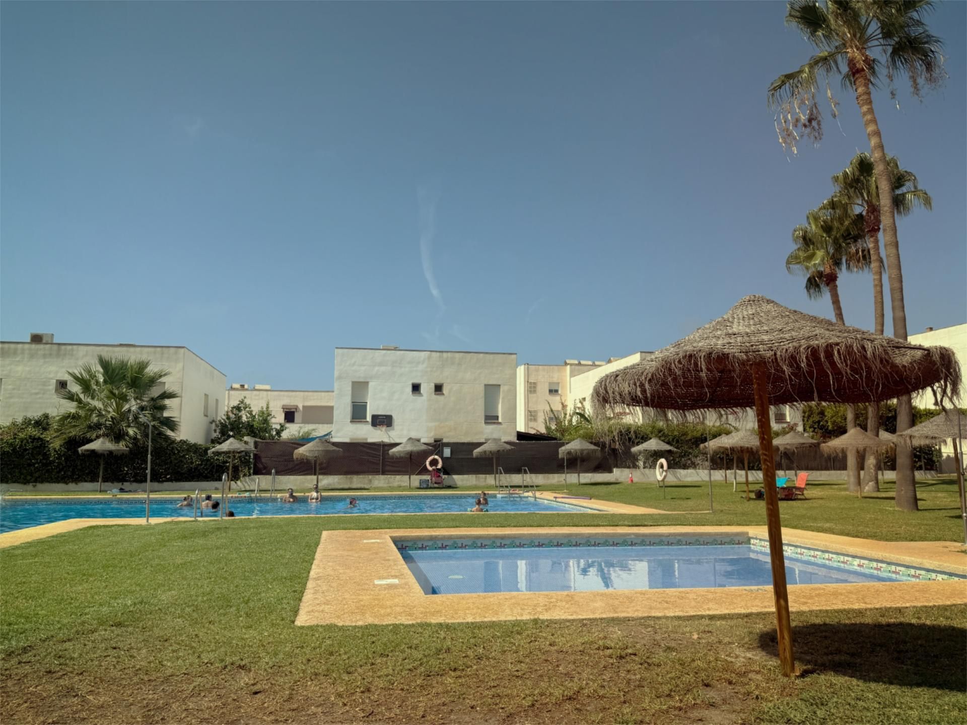Swimming pool of Attic for sale in  Almería Capital  with Air Conditioner, Heating and Private garden
