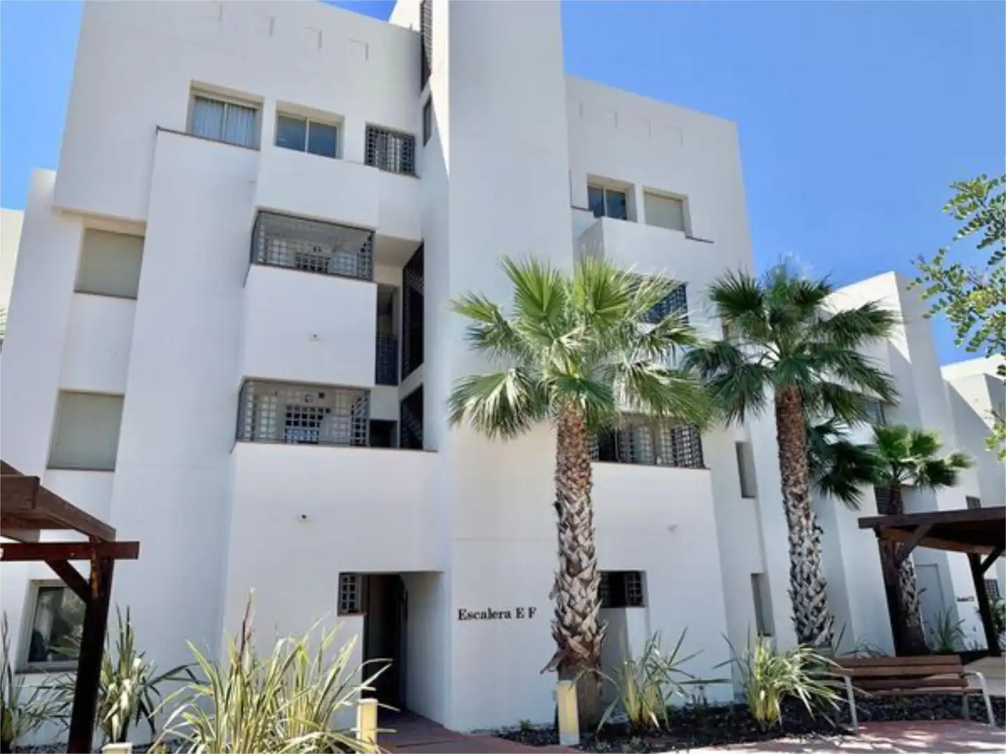 Vista exterior de Planta baja en venta en Orihuela con Aire acondicionado y Piscina