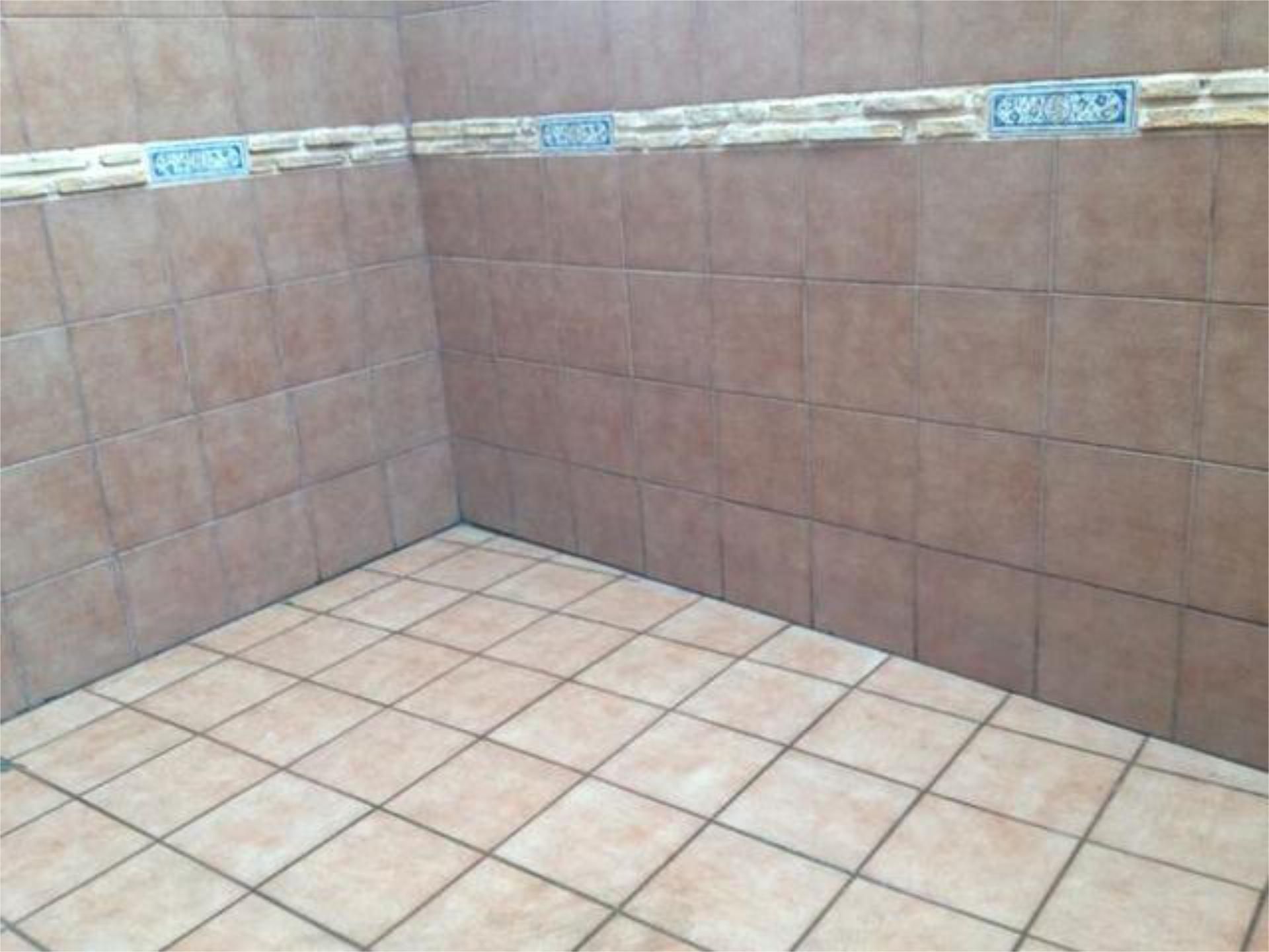 Bathroom of Single-family semi-detached for sale in Arcones  with Terrace, Storage room and Furnished