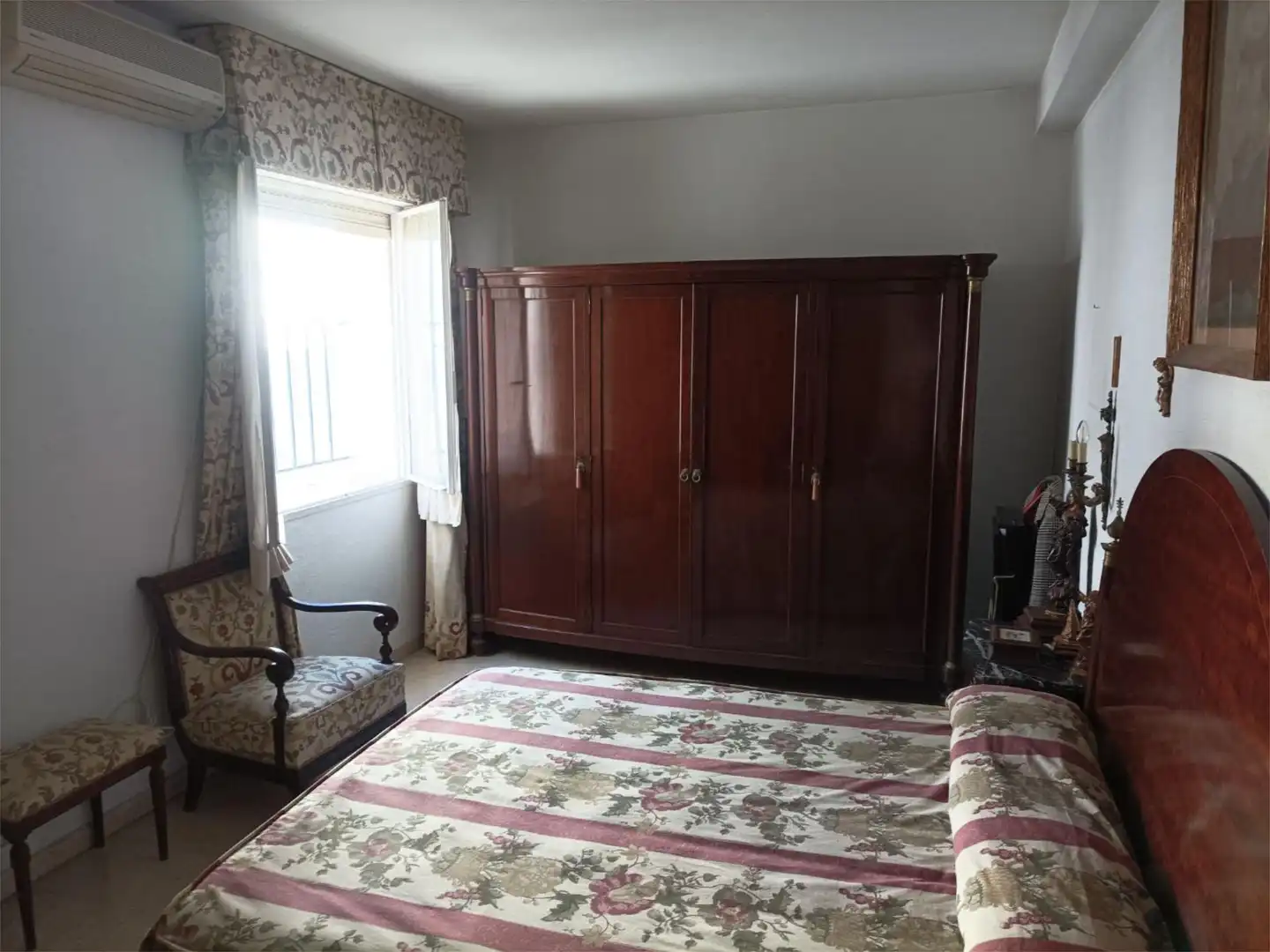 Flat for sale in Calle Levíes, 2, San Bartolomé Bedroom of Flat for sale in Sevilla Capital with Air Conditioner, Terrace and Balcony