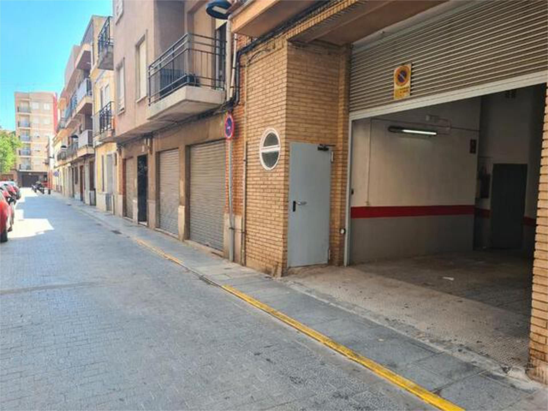 Parking of Garage to rent in Torrent