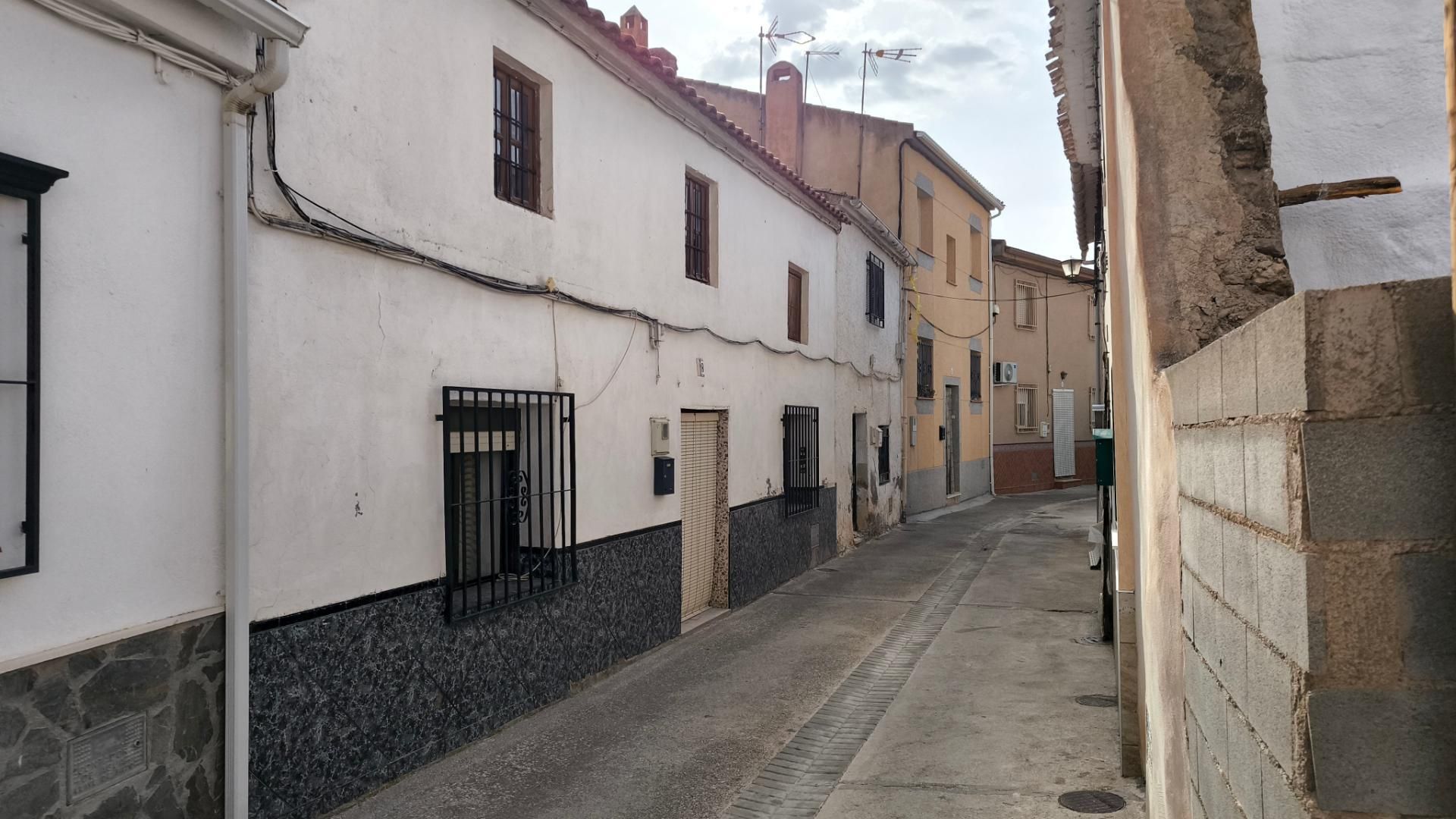 Exterior view of Single-family semi-detached for sale in Agrón  with Terrace