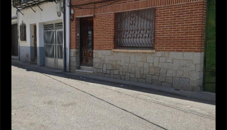 Photo 1 of Flat for sale in Calle María Isabel de la Torre, 5, Navalcán, Toledo