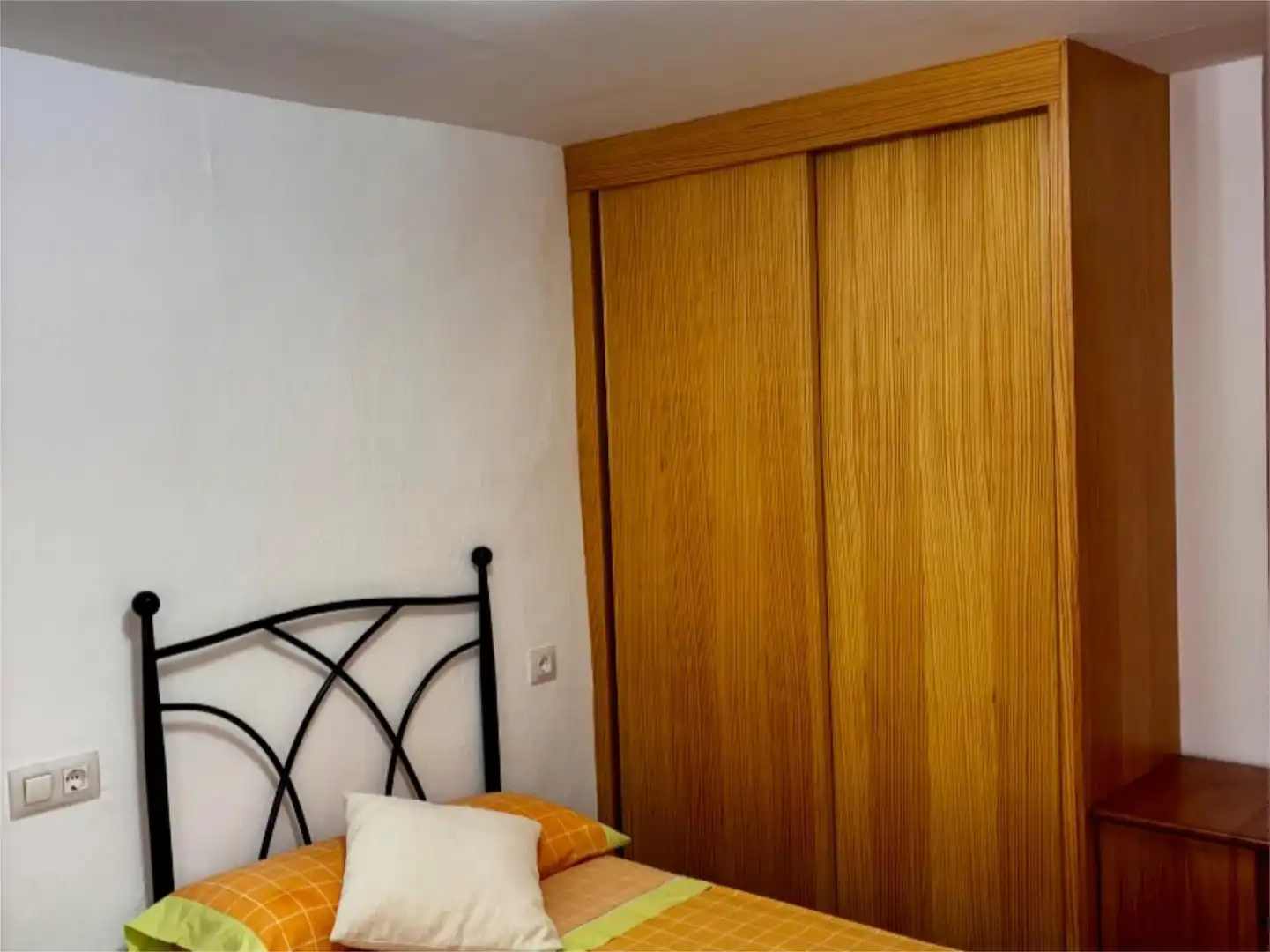 Casa adosada en venta en Calle Molinete, 1, Calles Habitación de Casa adosada en venta en Calles con Aire acondicionado y Balcón