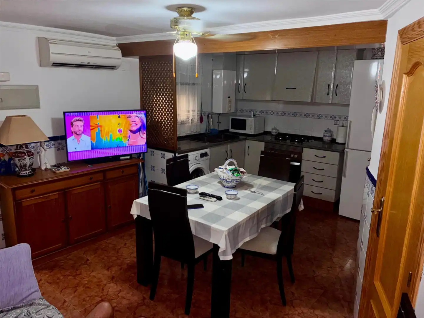 Casa adosada en venta en Calle Molinete, 1, Calles Cocina de Casa adosada en venta en Calles con Aire acondicionado y Balcón
