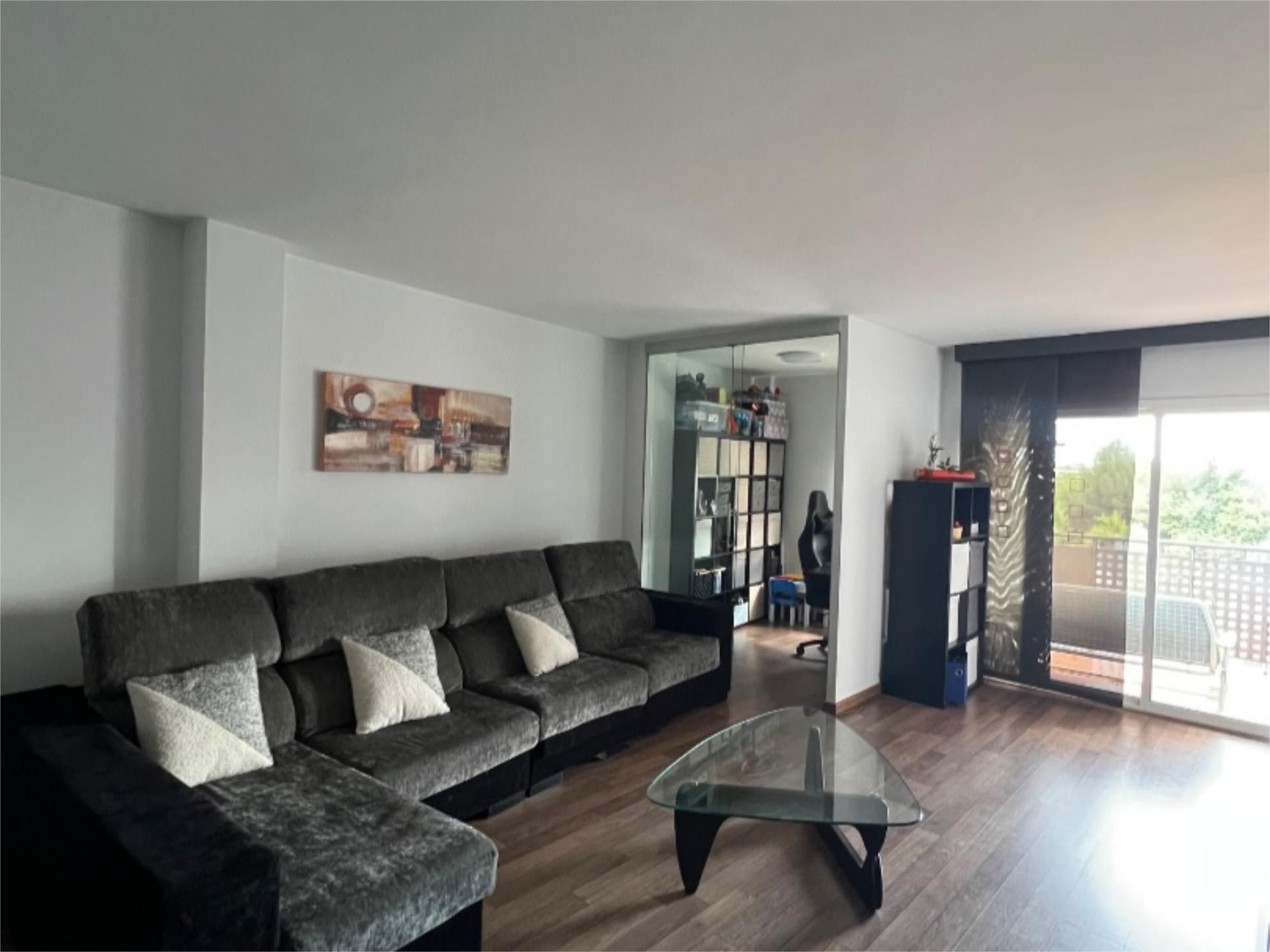 Sala de estar de Piso en venta en Parets del Vallès con Aire acondicionado y Balcón
