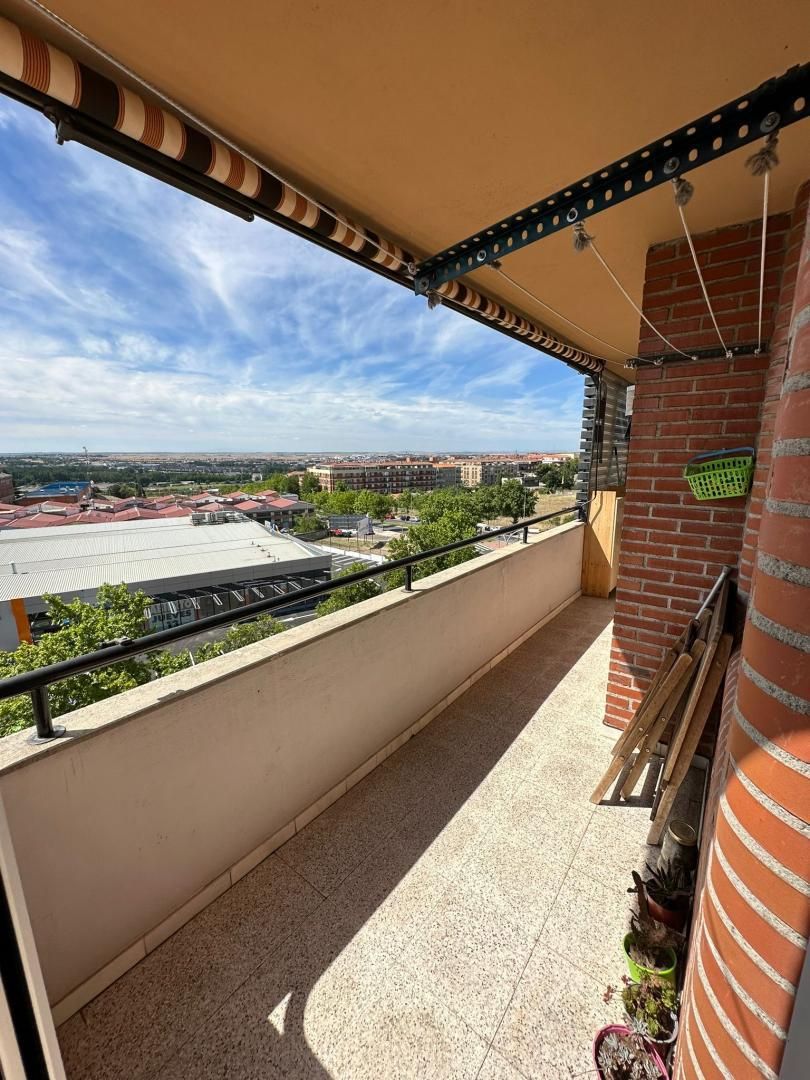 Vista exterior de Pis de lloguer en Salamanca Capital amb Calefacció, Parquet i Terrassa
