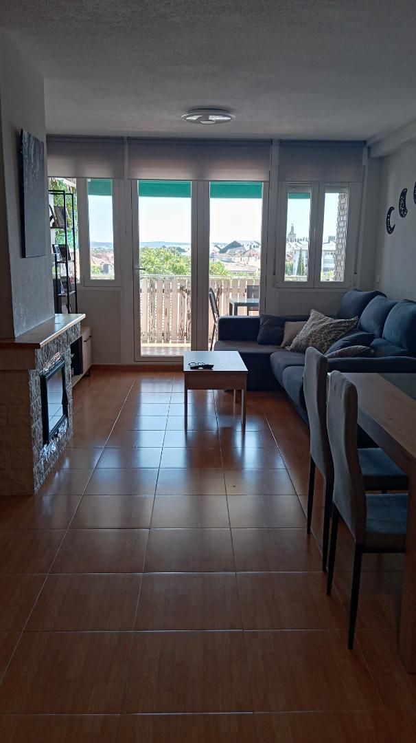 Sala de estar de Piso en venta en Alpedrete con Aire acondicionado, Calefacción y Jardín privado
