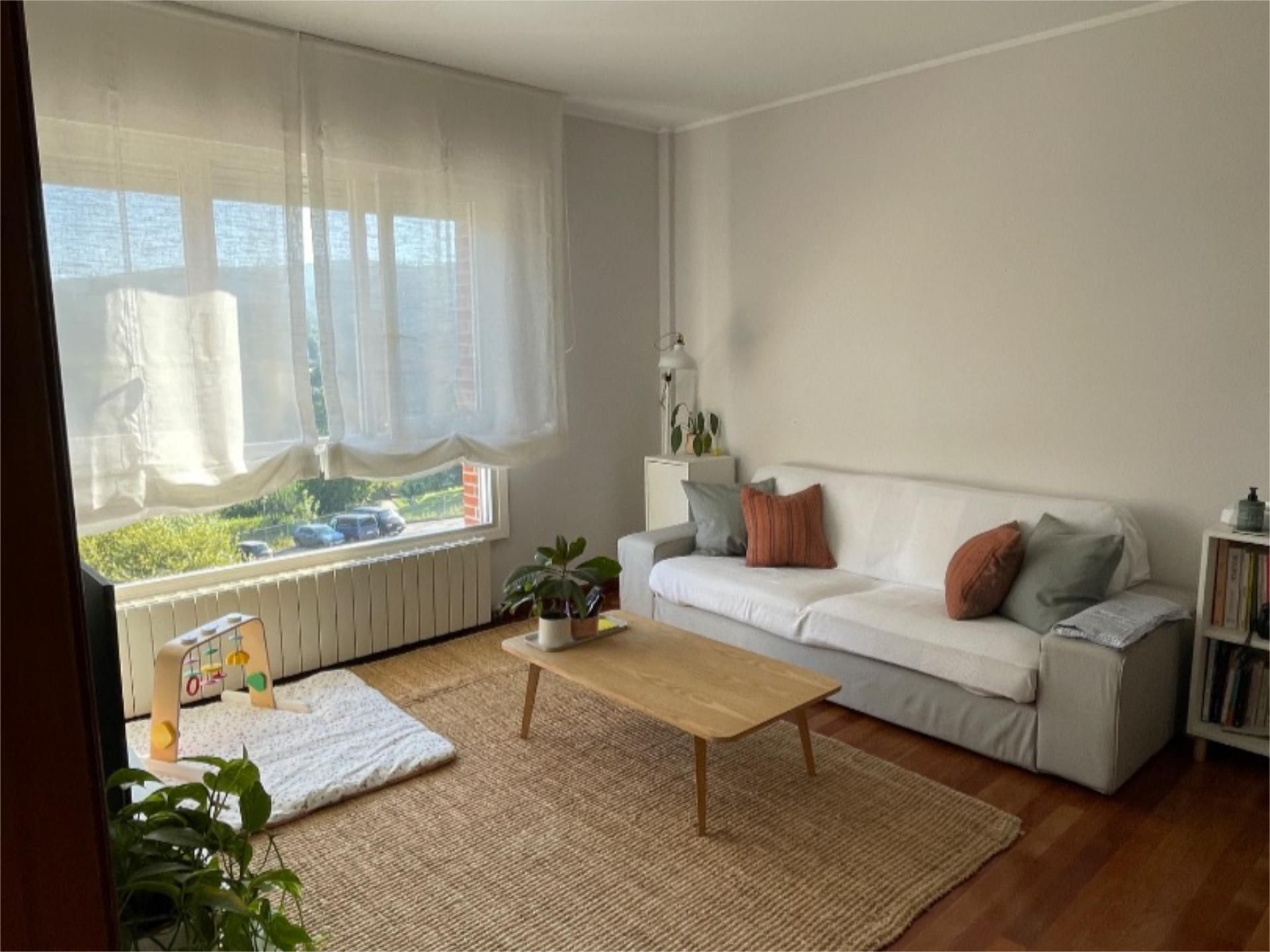 Living room of Flat for sale in Urduliz