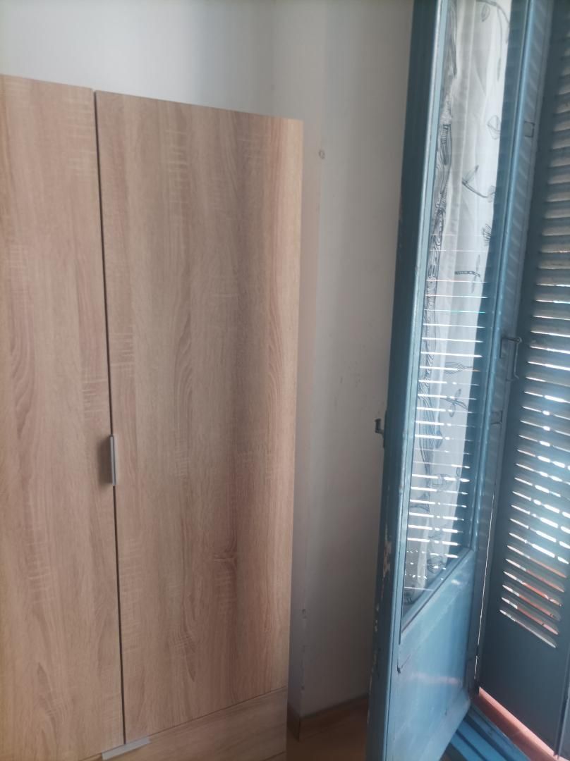 Dormitori de Pis per a compartir en  Madrid Capital amb Calefacció, Parquet i Moblat