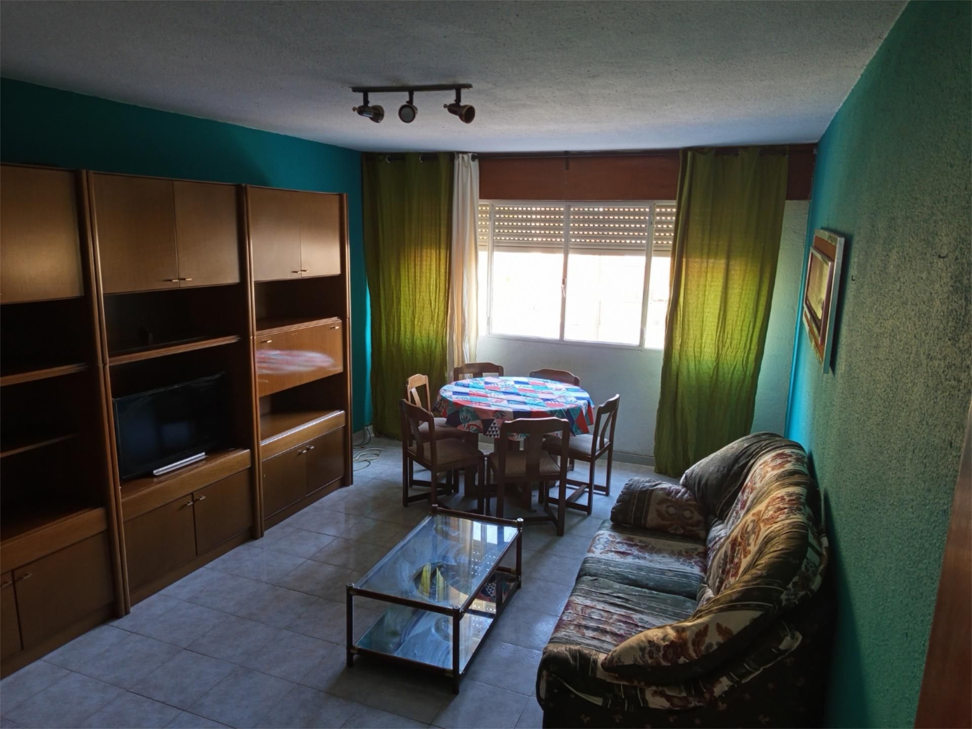 Living room of Flat to rent in Andorra (Teruel)  with Heating, Parquet flooring and Furnished