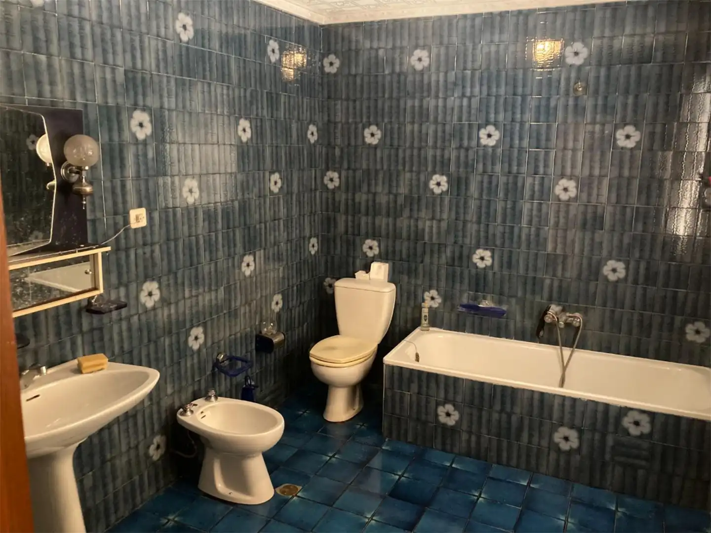 Piso en venta en Calle Prado, 113, Ibros Baño de Piso en venta en Ibros con Trastero, Amueblado y Balcón