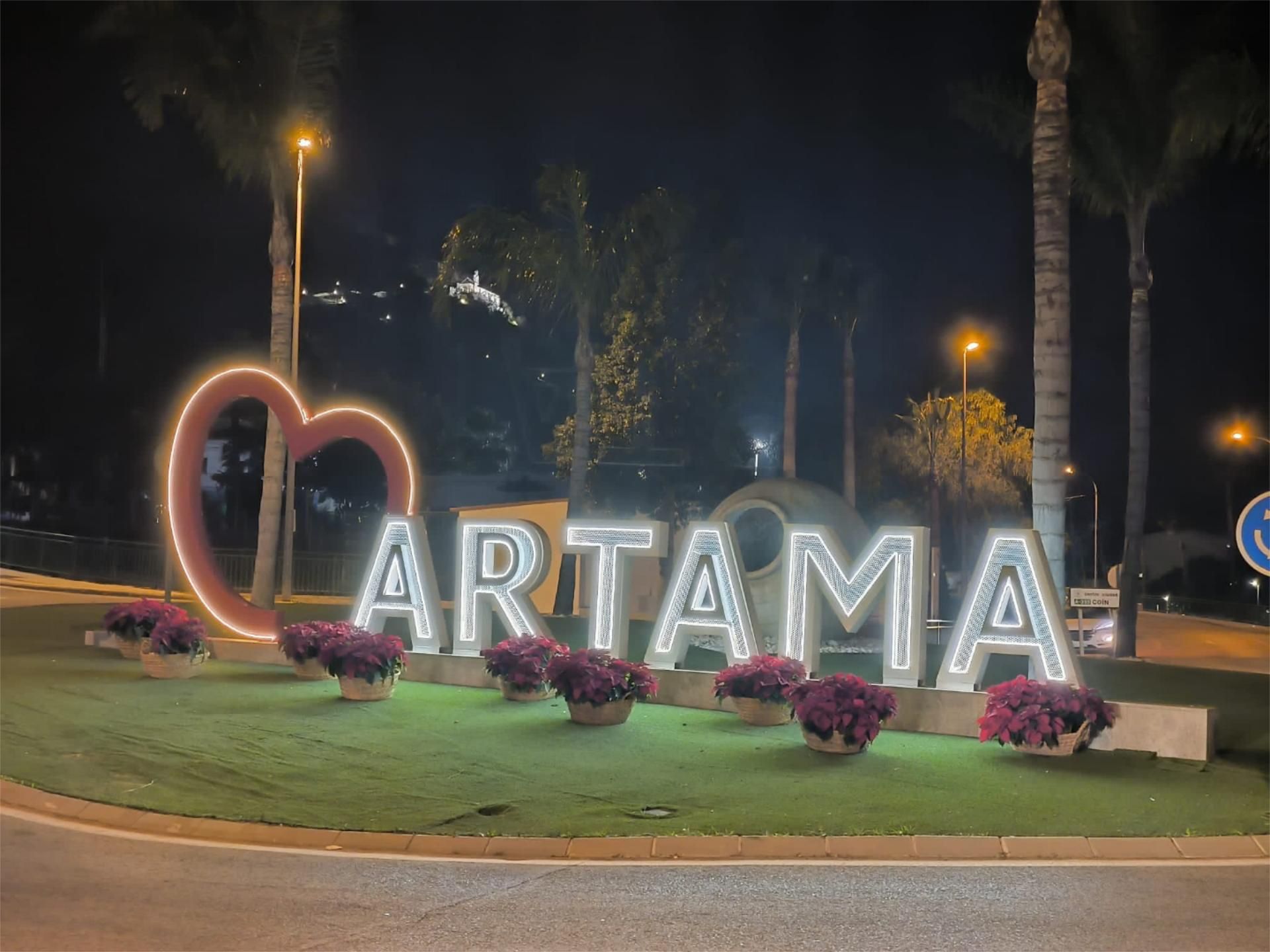 Vista exterior de Dúplex per a compartir en Cártama amb Jardí privat, Moblat i Piscina comunitària