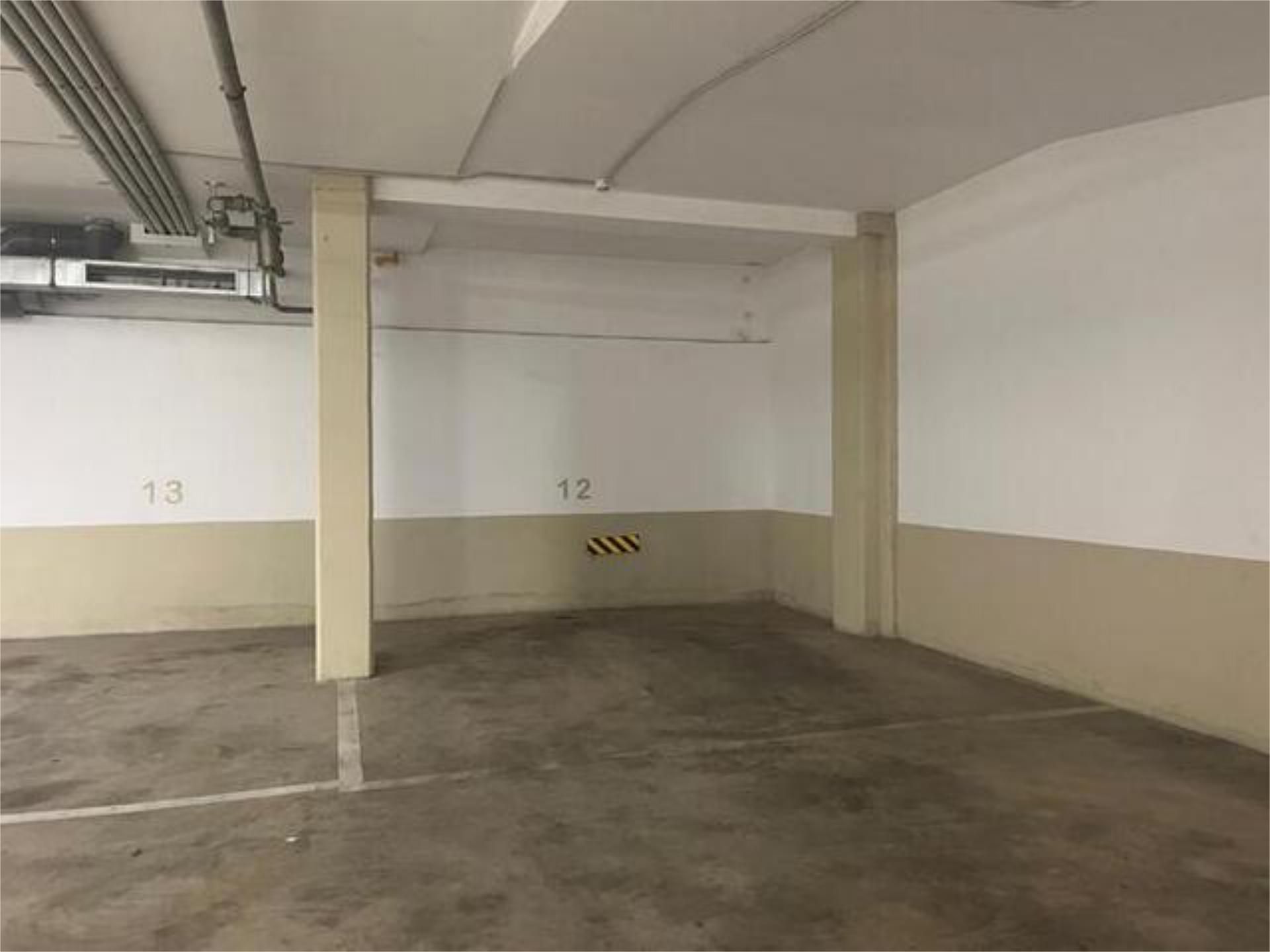 Garage to rent in  Valencia Capital