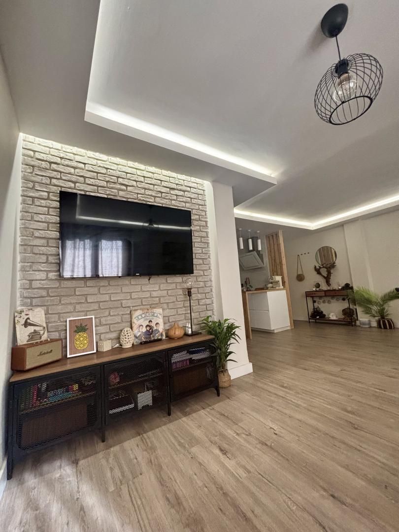Living room of Flat for sale in  Valencia Capital  with Air Conditioner, Terrace and Balcony