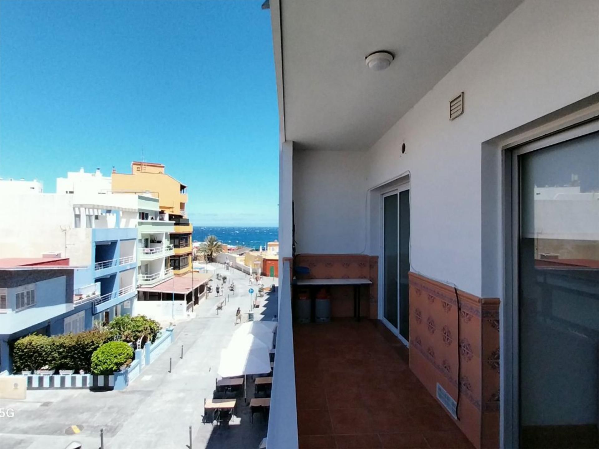 Vista exterior de Pis en venda en Güímar amb Aire condicionat i Balcó