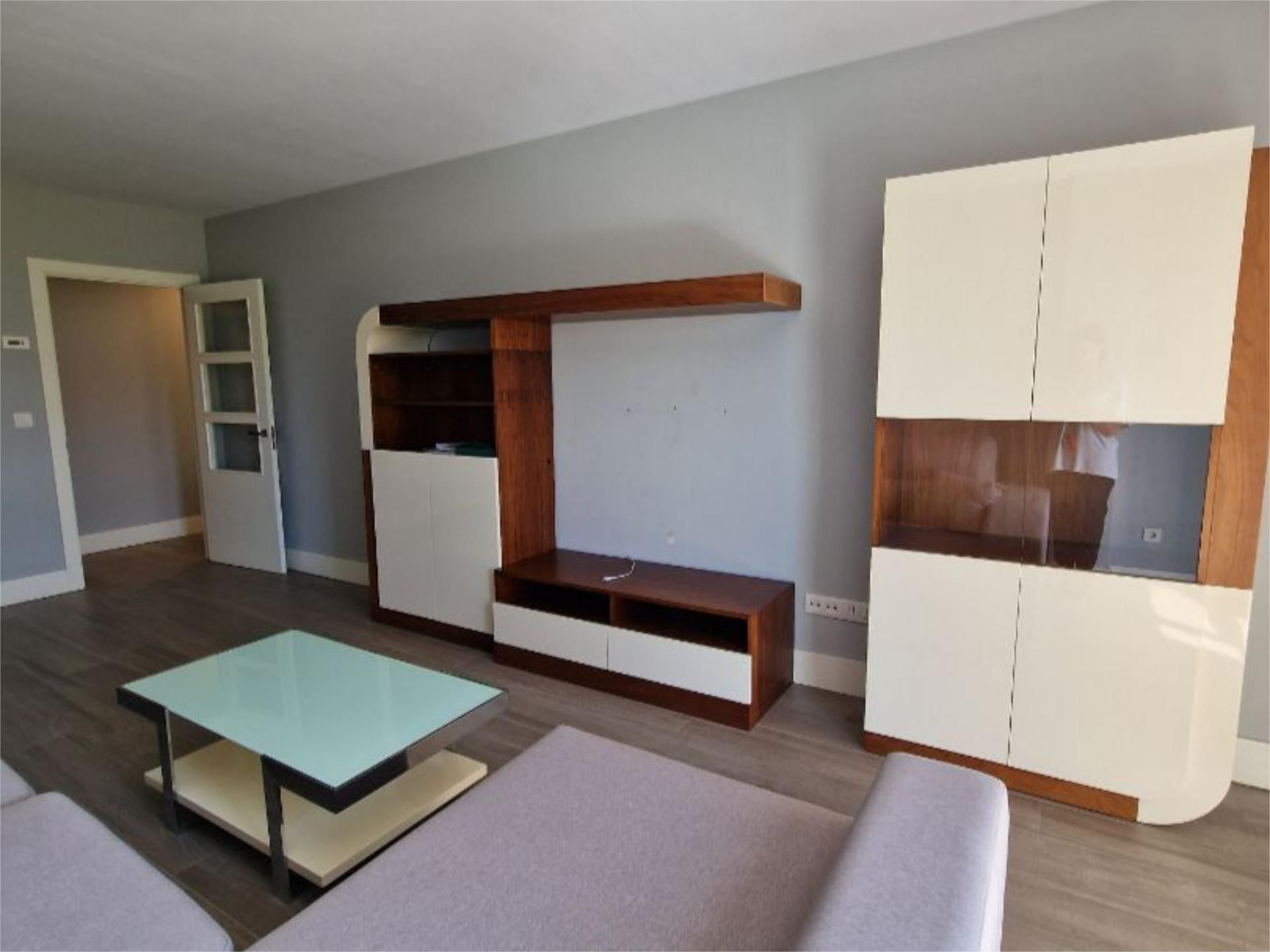 Sala d'estar de Pis de lloguer en A Coruña Capital  amb Calefacció, Parquet i Terrassa