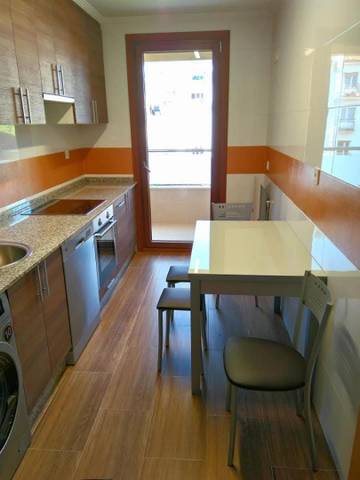 Piso en Alquiler en Plaza de la Iglesia, 6 en Salas