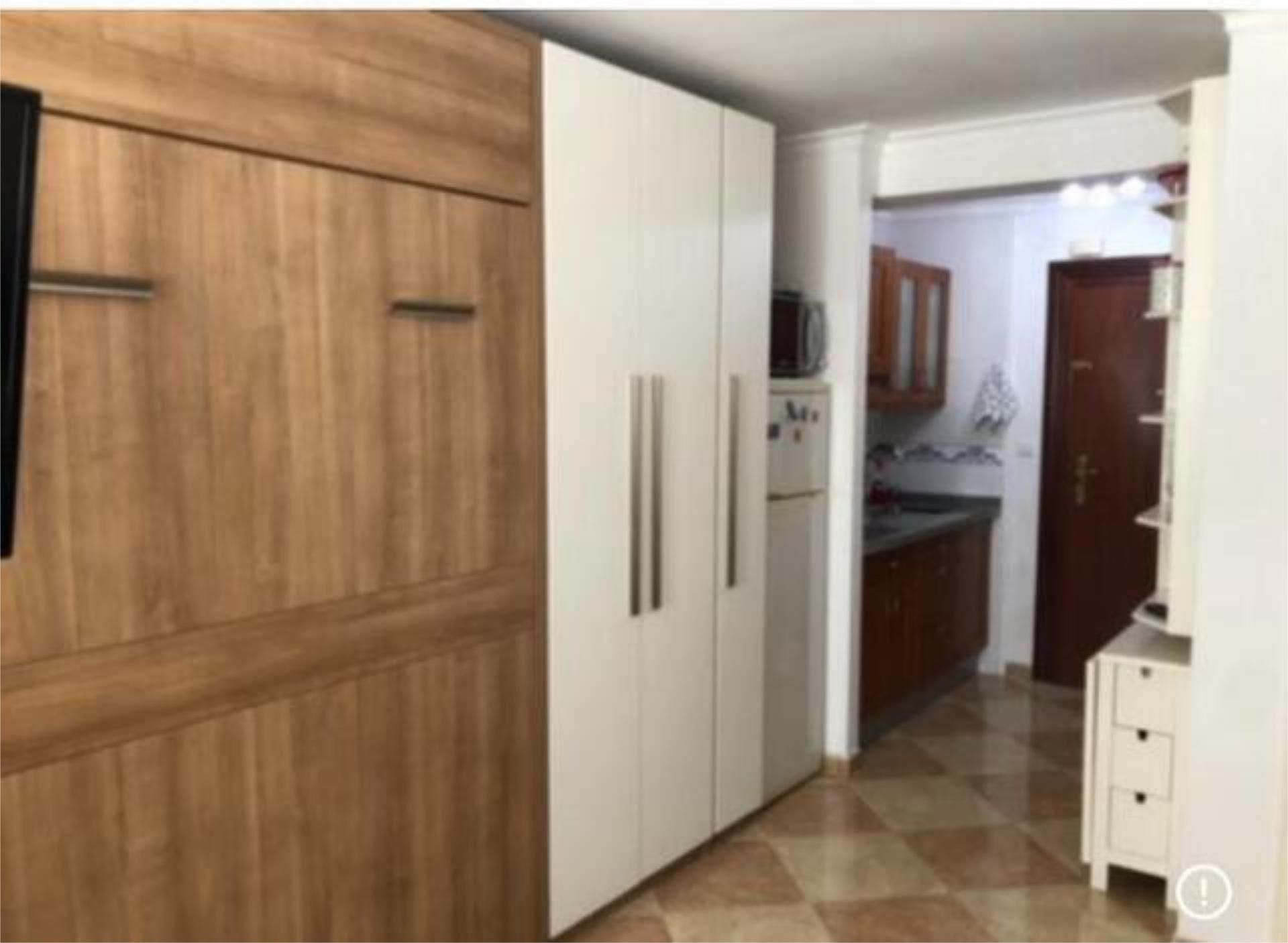 Cocina de Estudio de alquiler en Vélez-Málaga con Calefacción, Jardín privado y Piscina