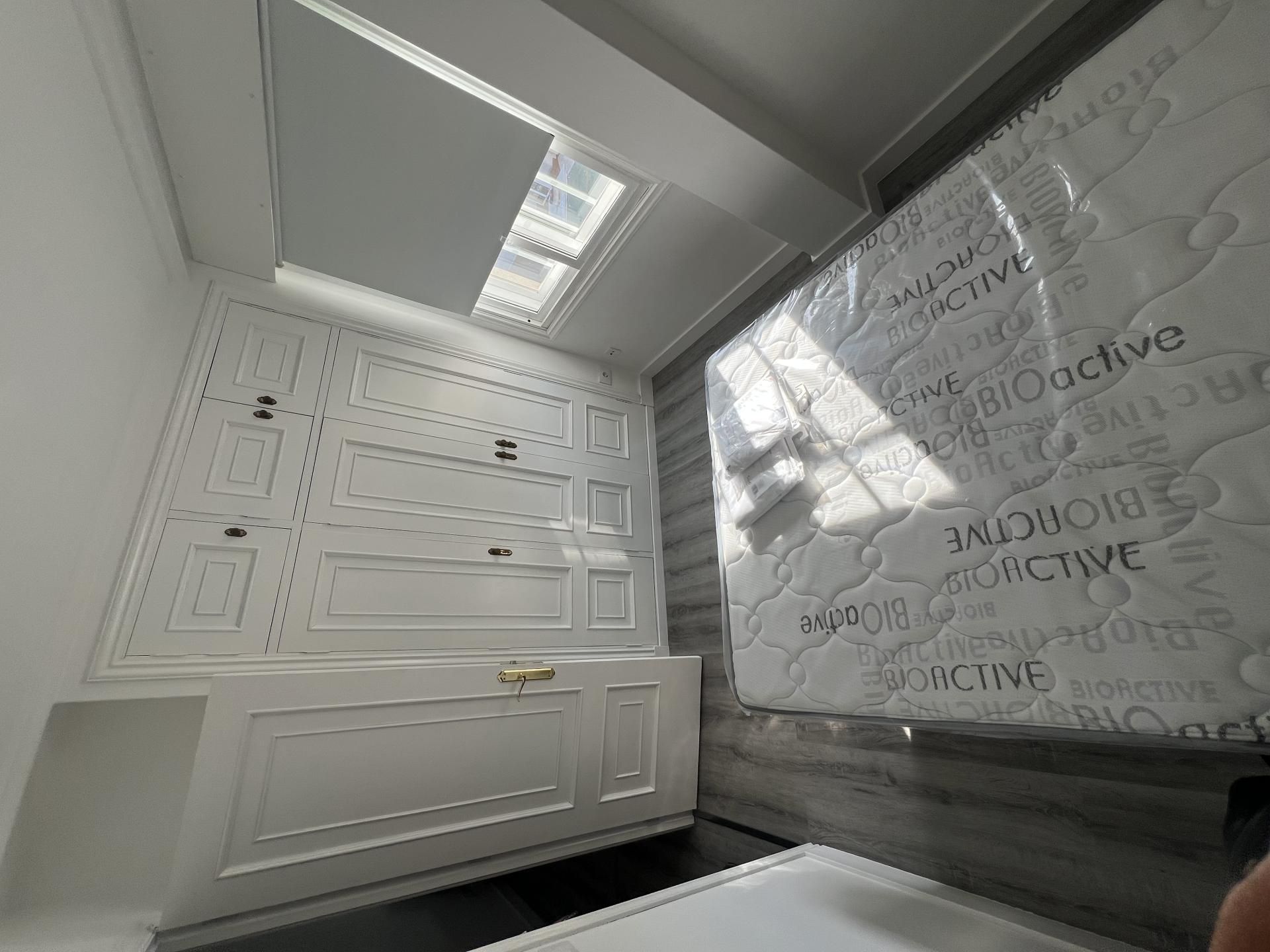 Habitación de Piso de alquiler en Vigo  con Piscina y Parking comunitario
