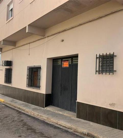 Photo 2 of Premises to rent in Montroi / Montroy, Valencia