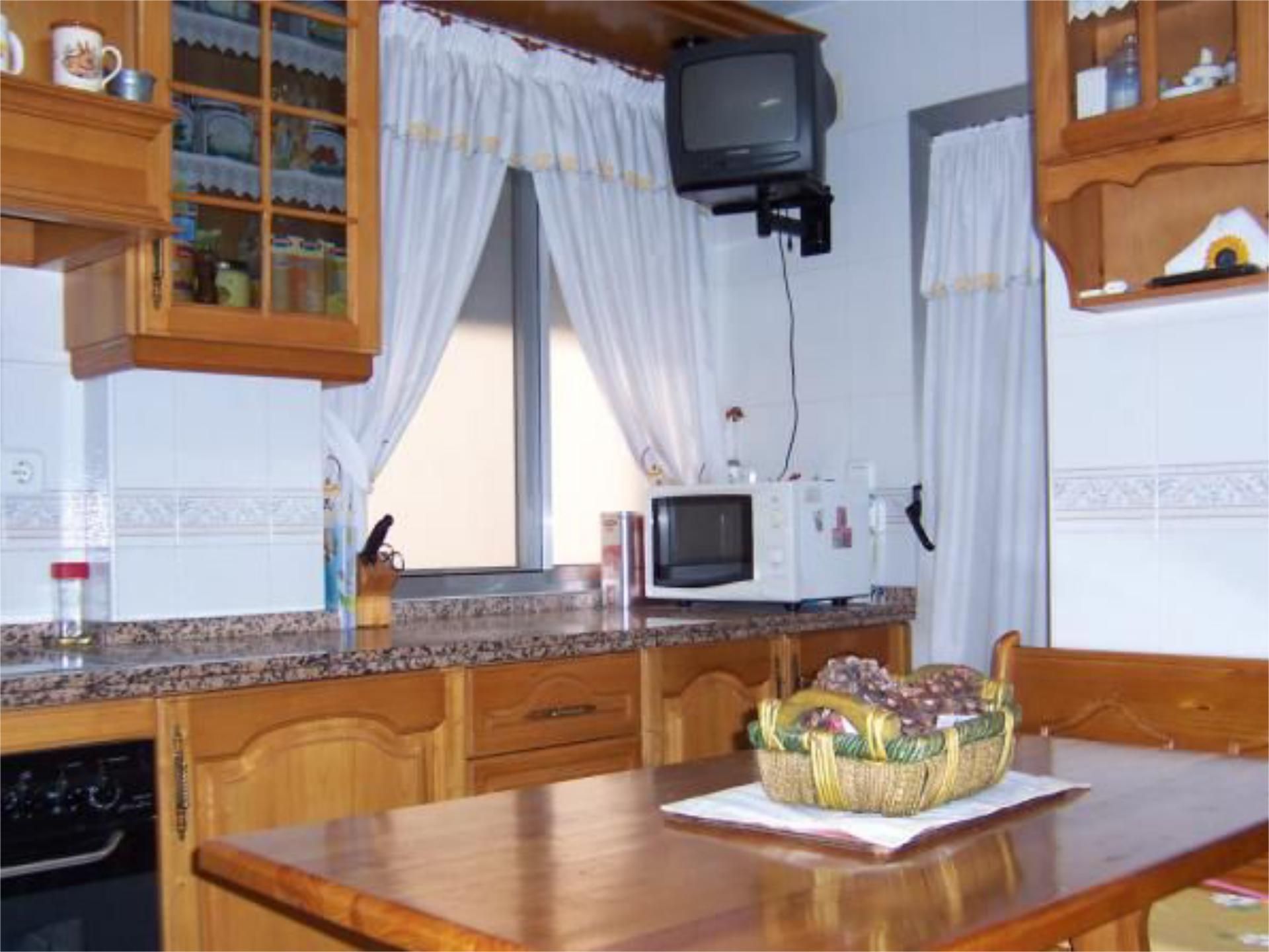 Kitchen of Flat to rent in Mérida  with Heating, Furnished and Balcony