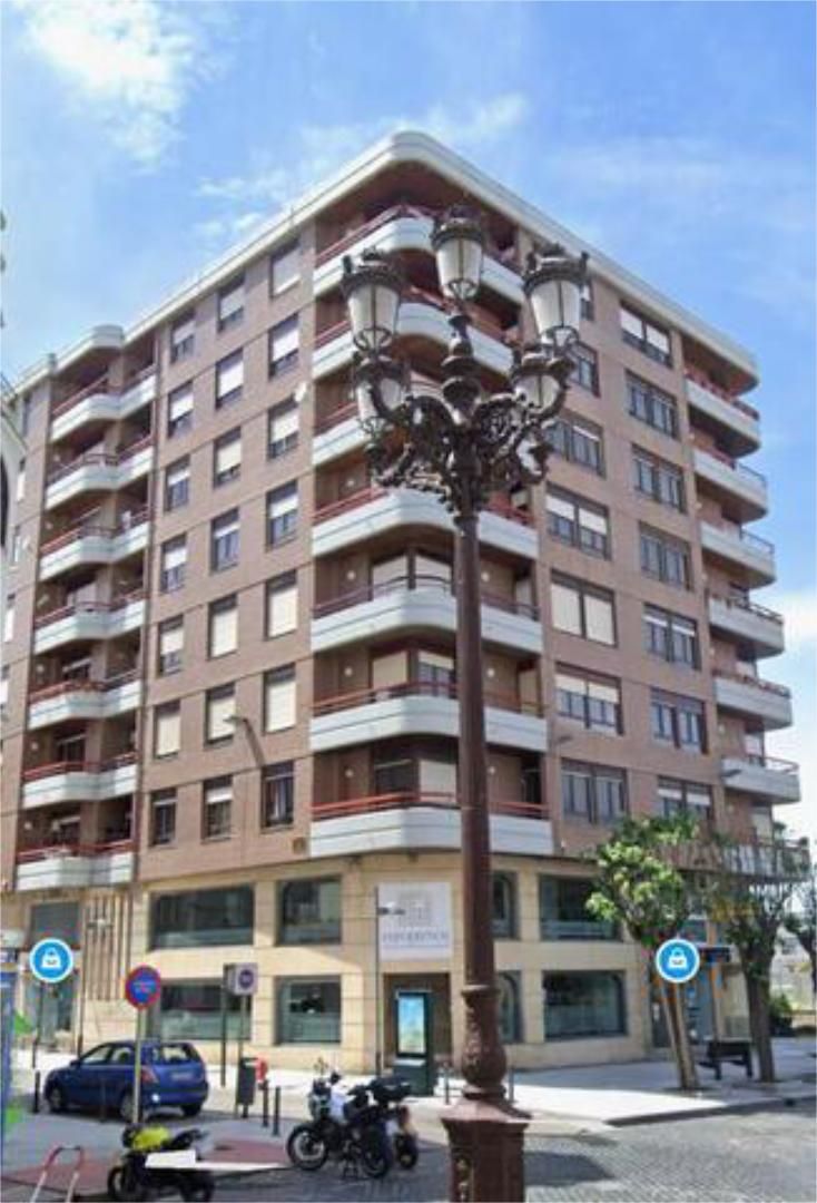 Exterior view of Garage to rent in Torrelavega 