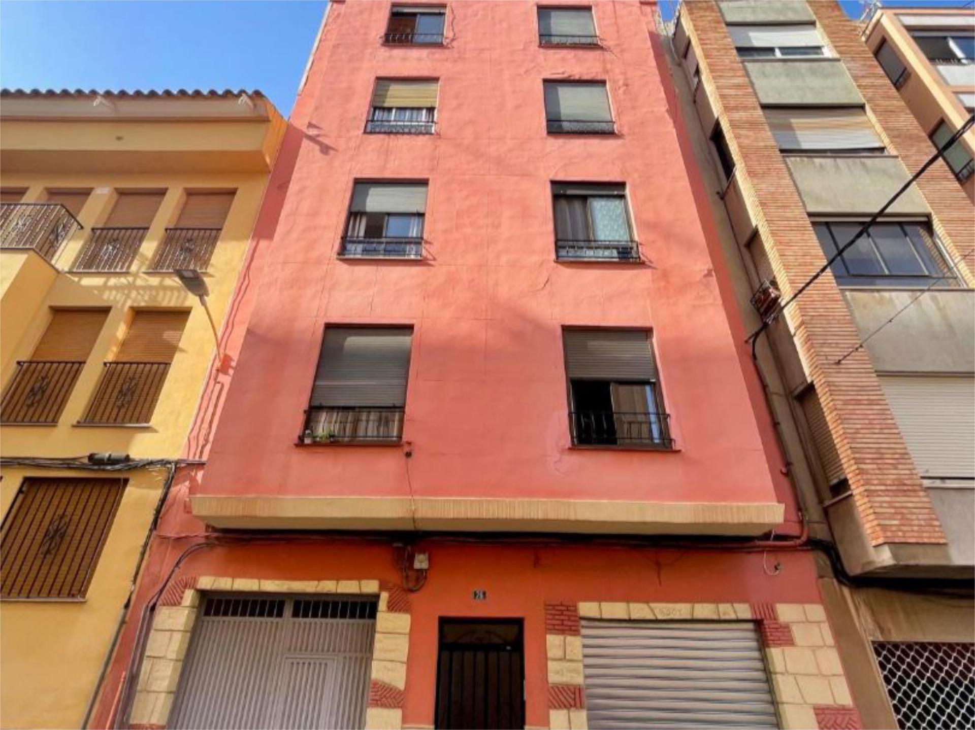 Vista exterior de Pis en venda en Castellón de la Plana / Castelló de la Plana amb Balcó