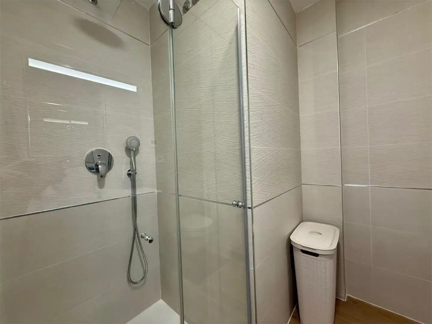 Apartments for rent in Calle Calpe, 8, Los Balcones - Los Altos Bathroom of Apartments for rent in Torrevieja with Air Conditioner, Heating and Terrace