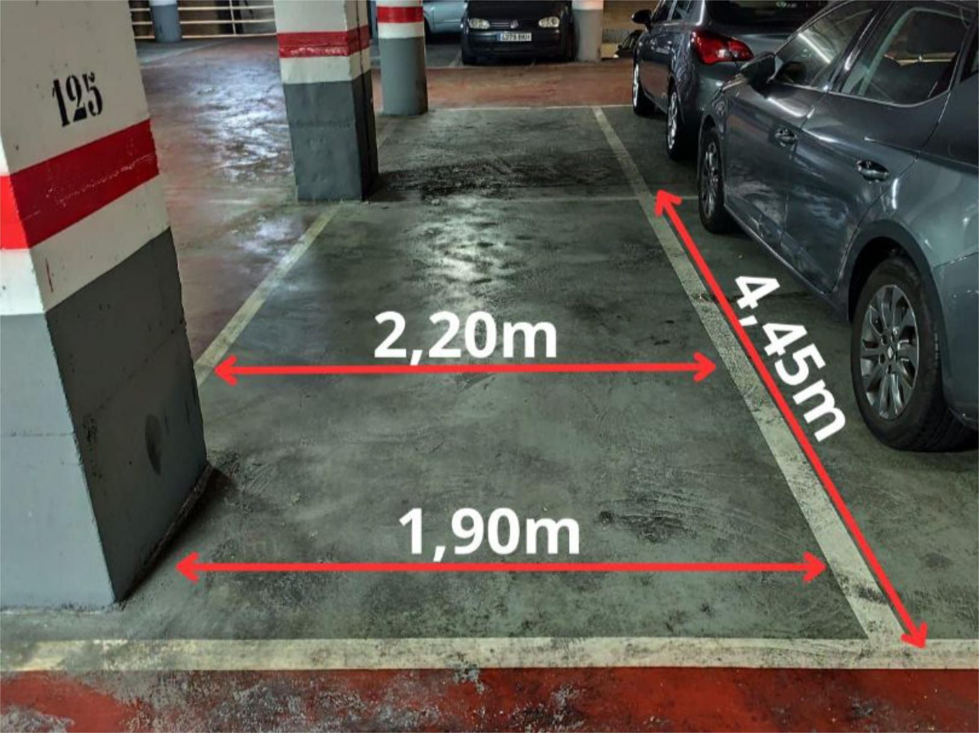 Parking of Garage to rent in Santa Coloma de Gramenet