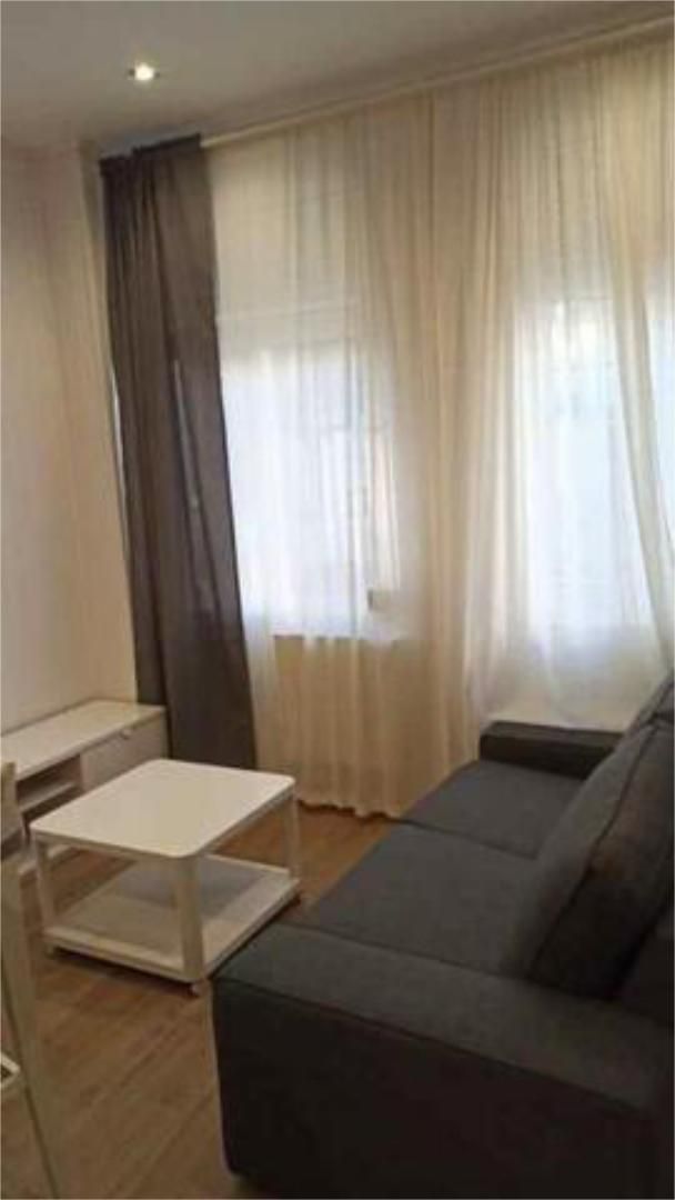 Bedroom of Flat to rent in Lugo Capital