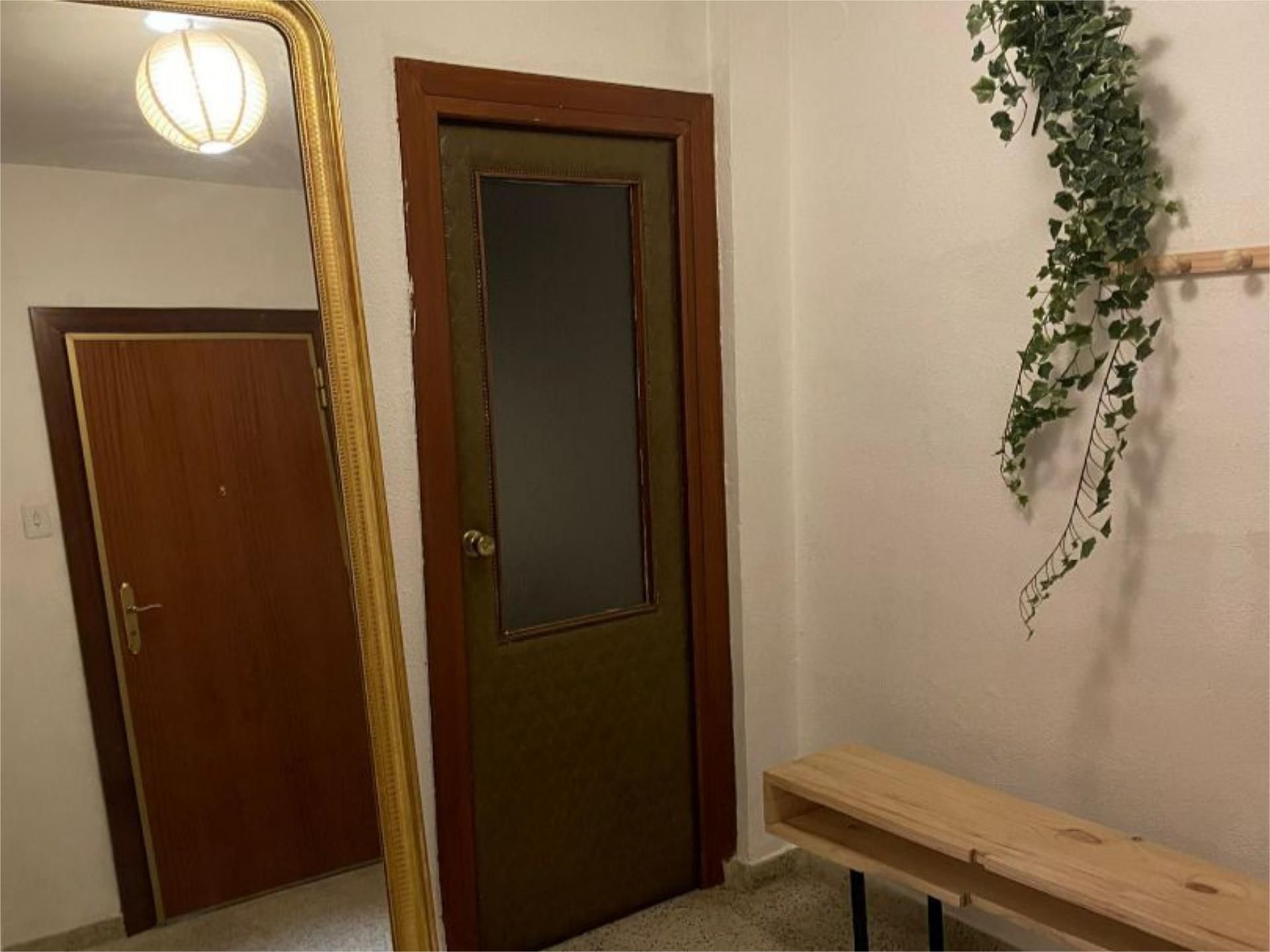 Flat to share in Calle Seminario, 12, Centro - Sagrario