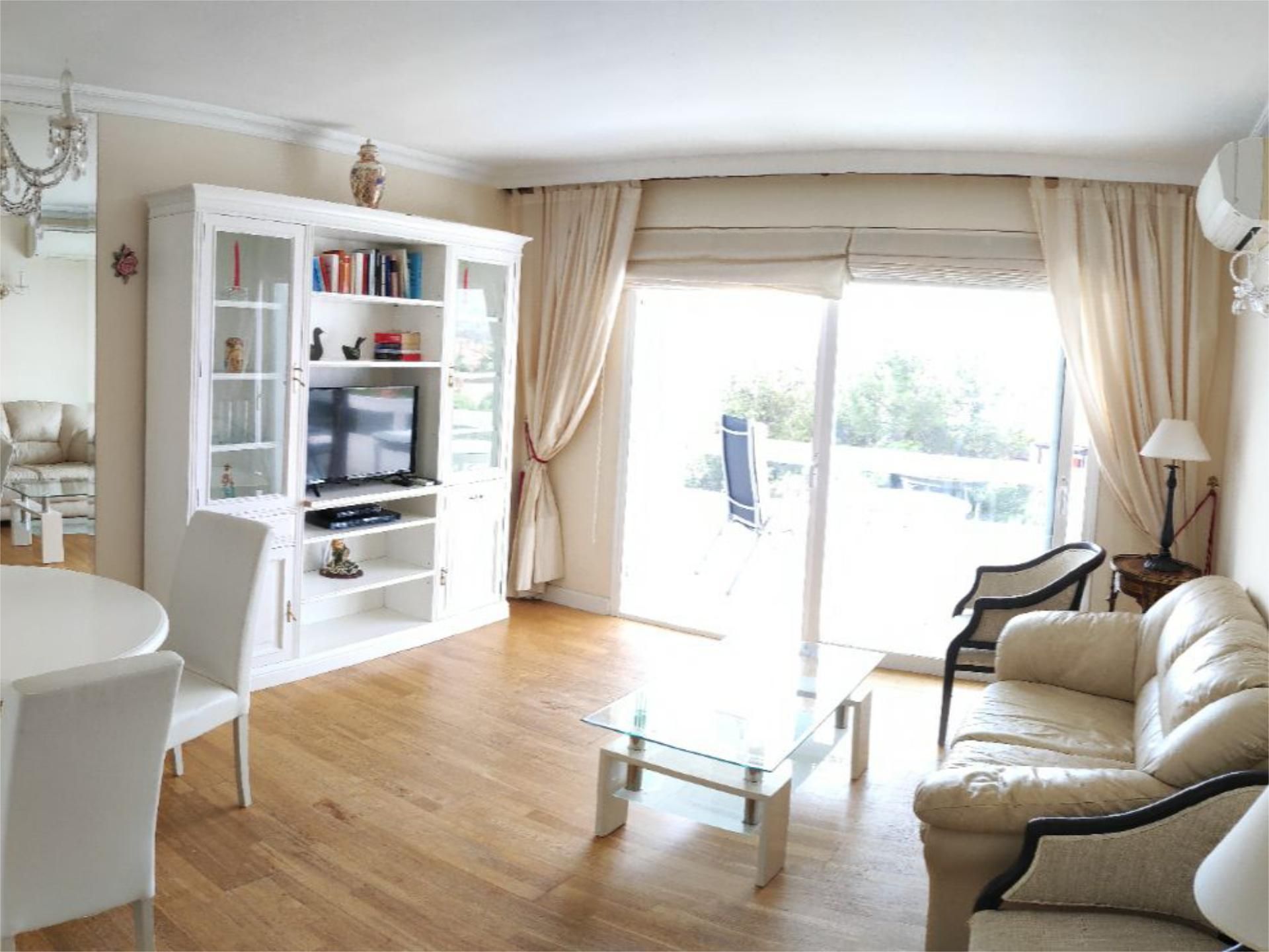 Flat to rent in Avenida Jacaranda, 11, Las Chapas - Alicate Playa