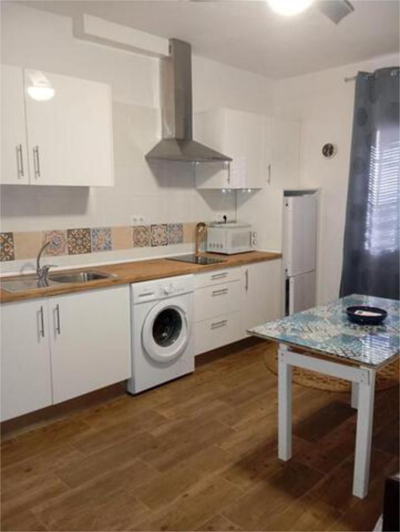 Cocina de Apartamento de alquiler en Carmona con Terraza y Trastero