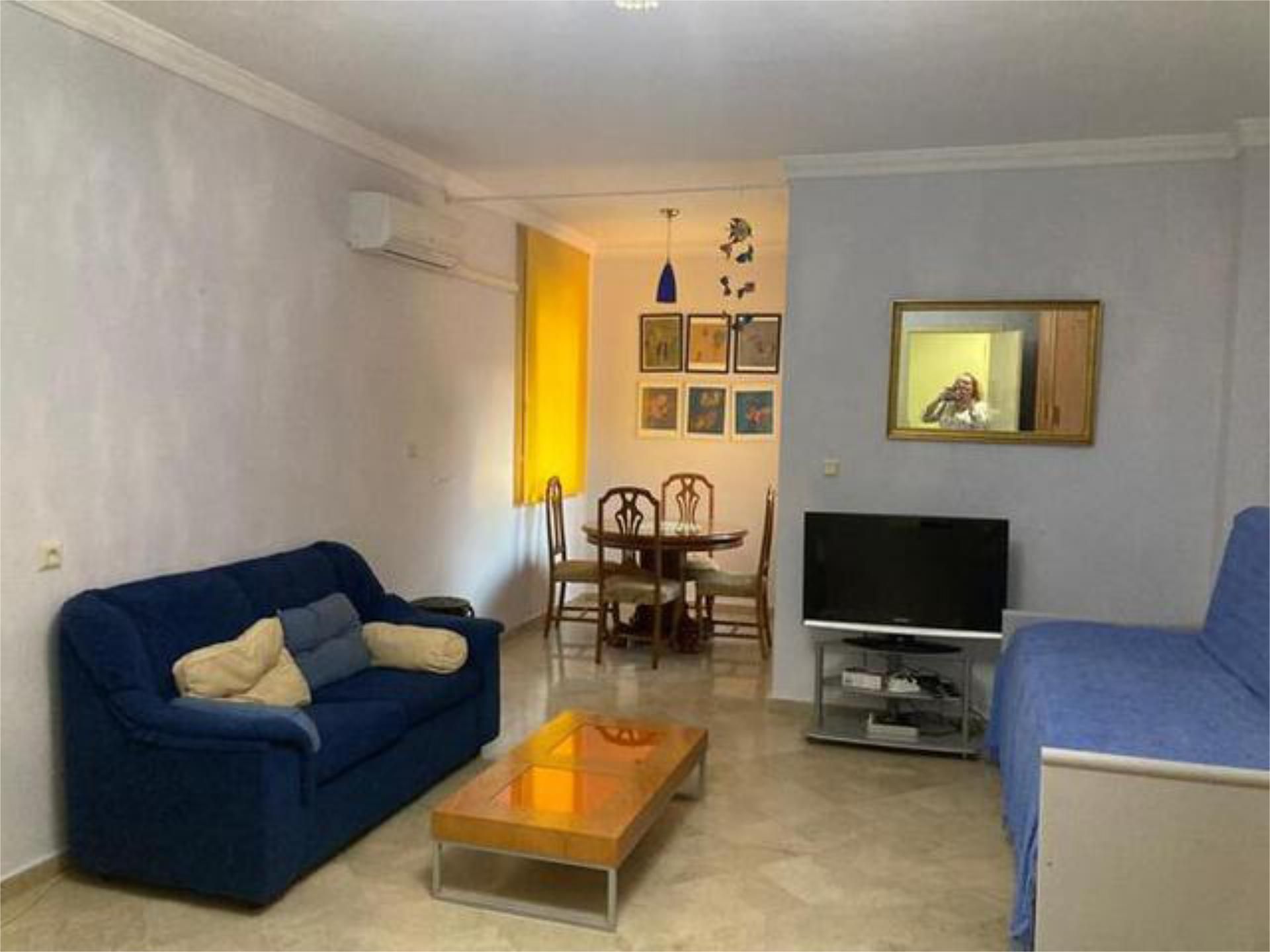 Living room of Study to rent in  Granada Capital  with Swimming Pool