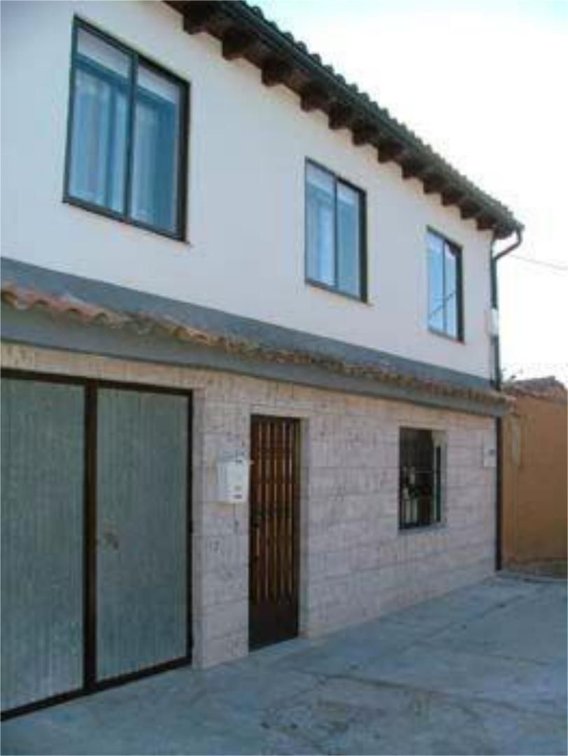 Exterior view of House or chalet to rent in Abia de las Torres  with Heating, Private garden and Terrace