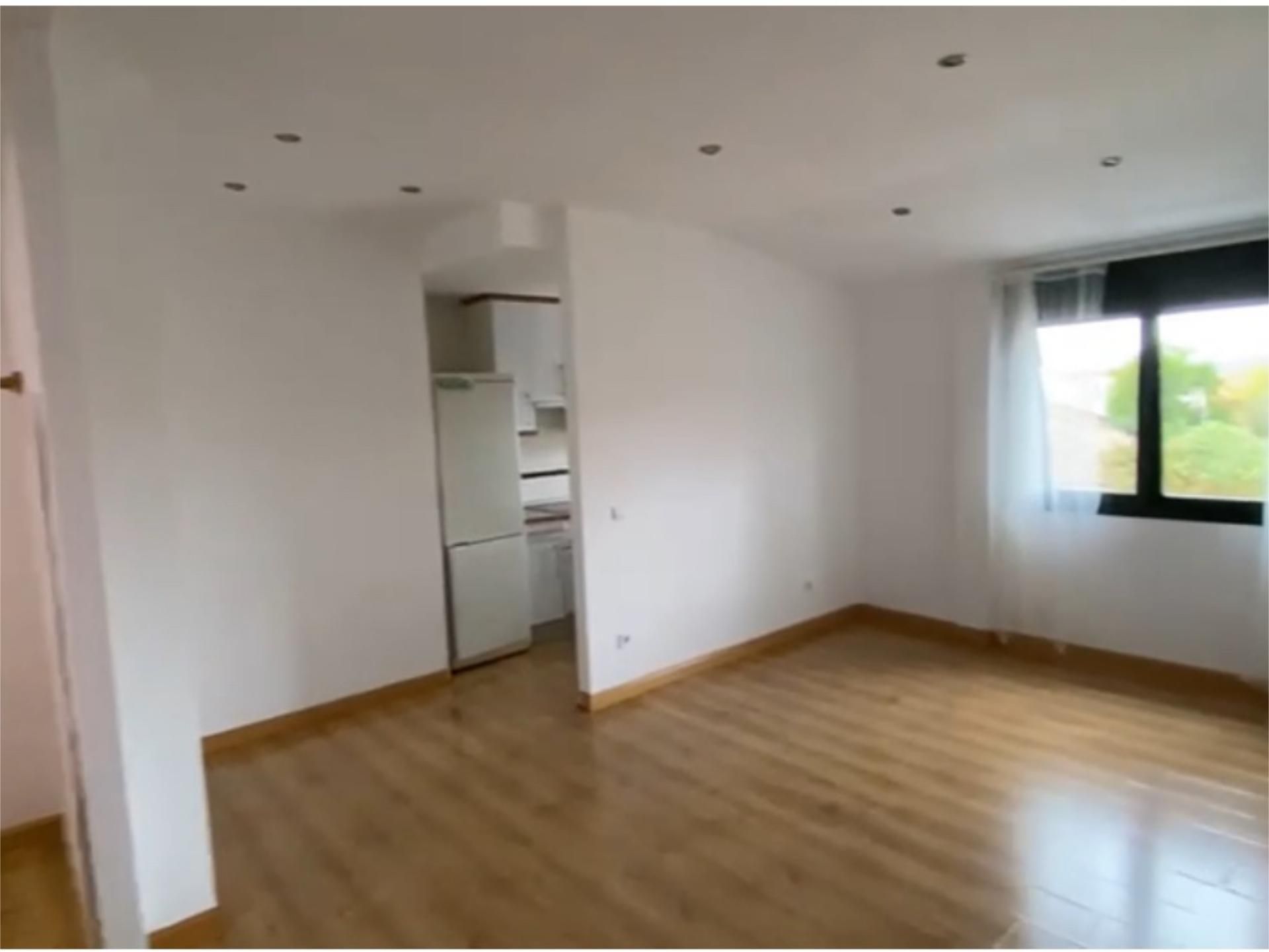 Sala de estar de Apartamento de alquiler en Pedrezuela con Aire acondicionado, Calefacción y Parquet