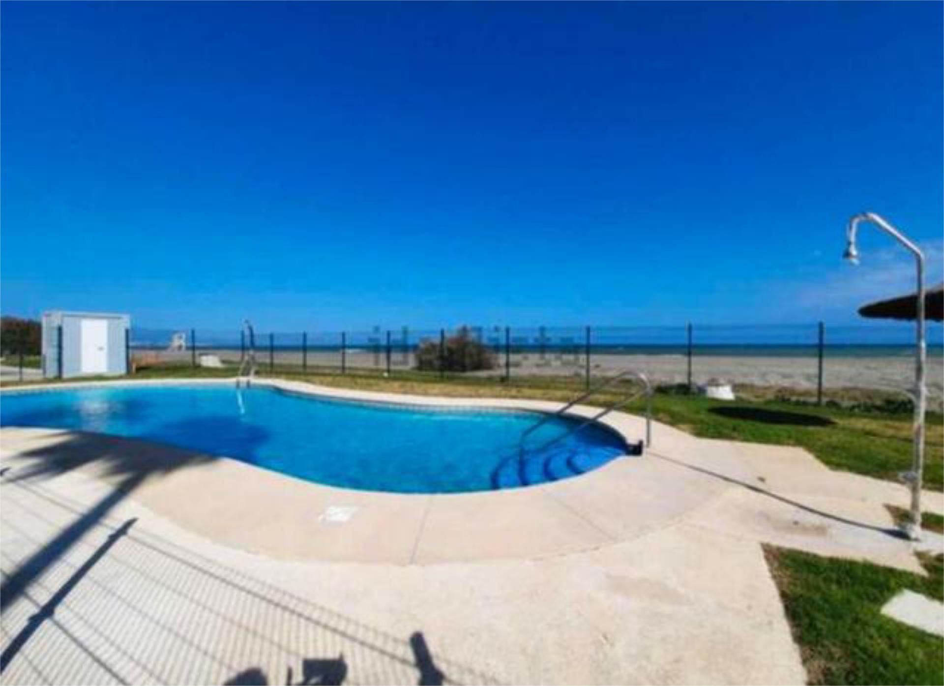 Single-family semi-detached to rent in Alcorrín