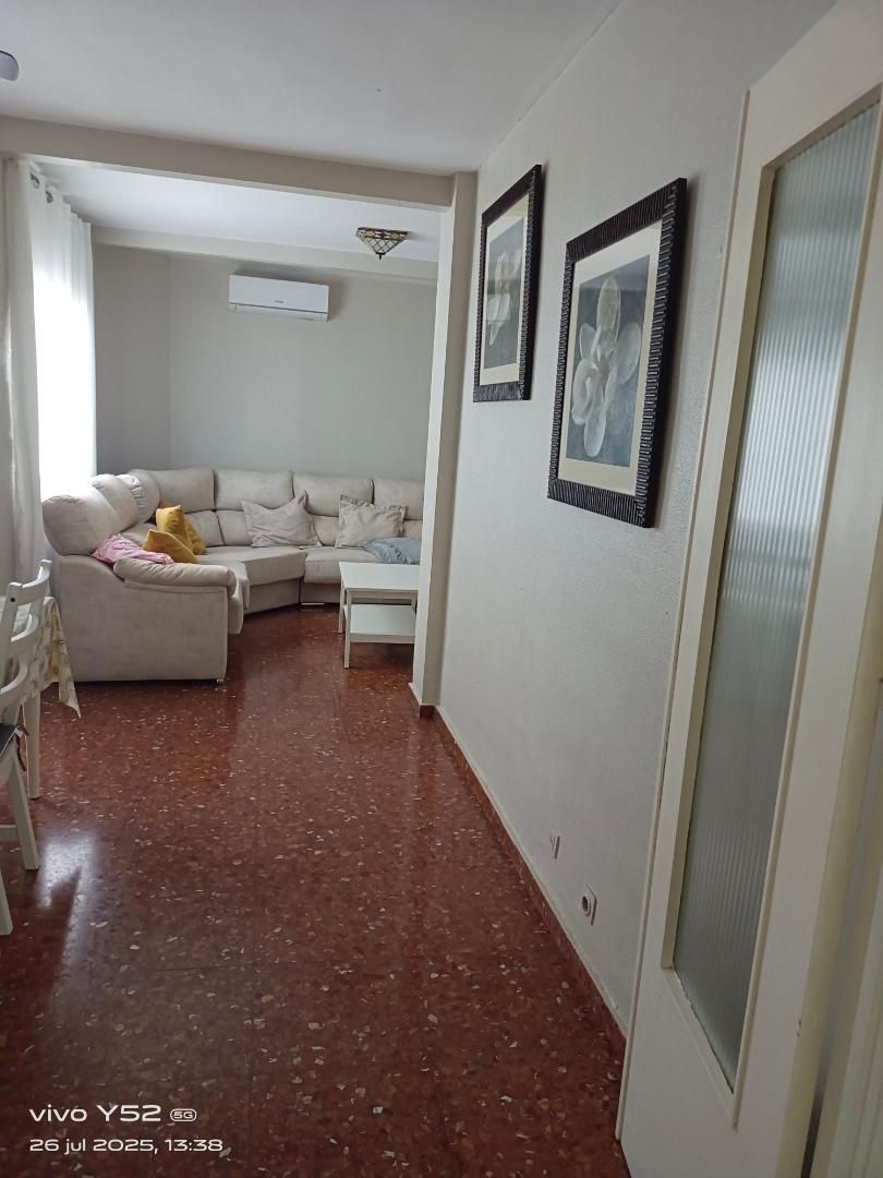 Sala d'estar de Pis en venda en San Fernando amb Aire condicionat i Terrassa