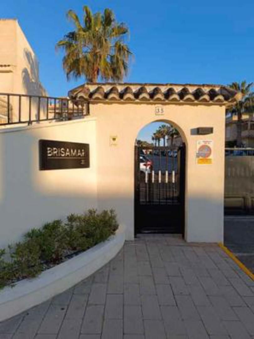 Single-family semi-detached to rent in Santa Pola  with Air Conditioner, Heating and Private garden