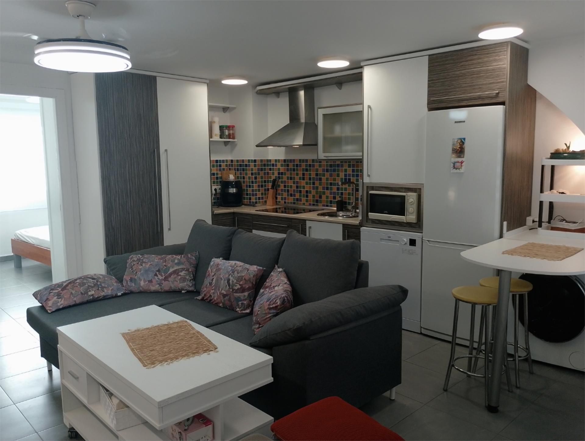 Cuina de Apartament de lloguer en Úbeda amb Aire condicionat, Calefacció i Moblat