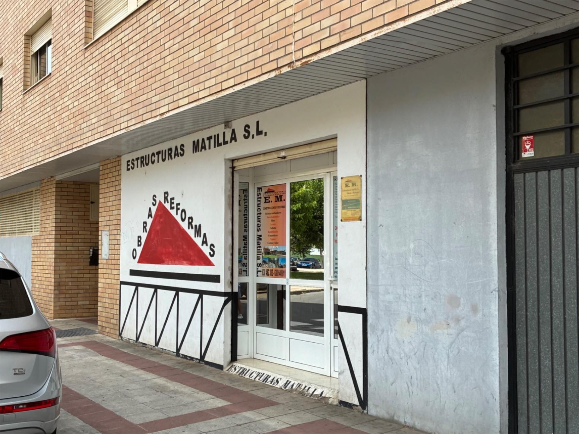 Außenansicht von Geschaftsraum miete in San Andrés del Rabanedo mit Heizung und Möbliert